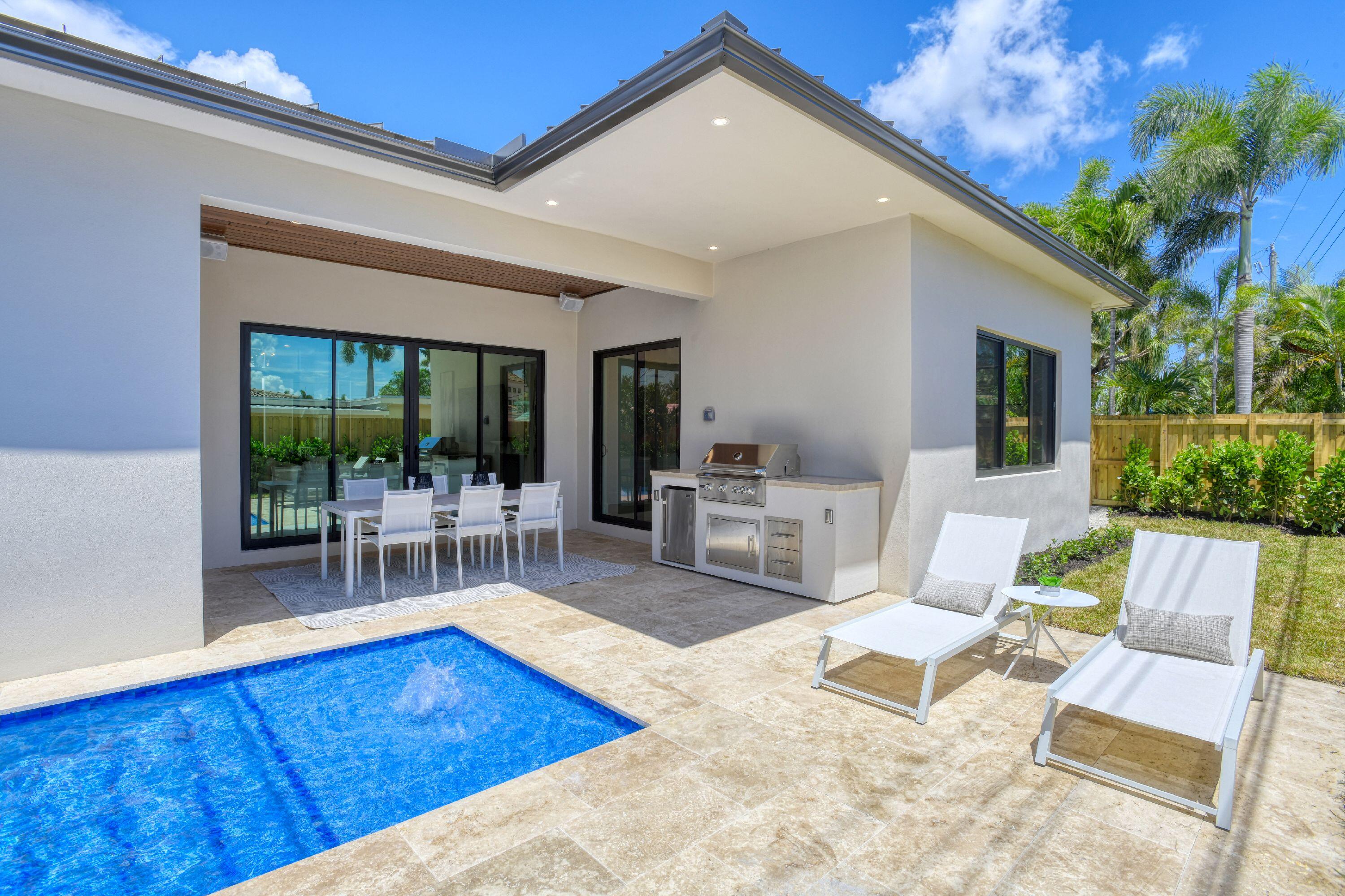 5950 NE 21st Cir Fort Lauderdale, FL 33308