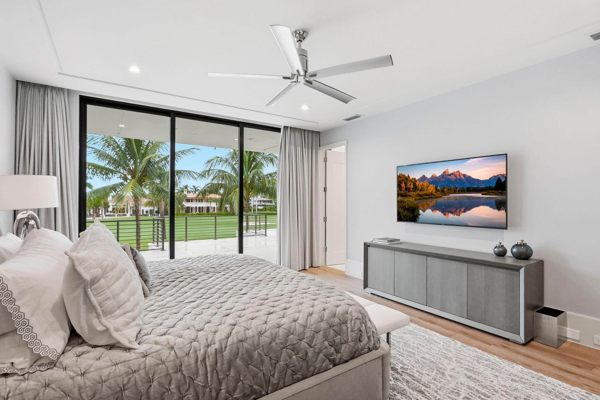 1371 Royal Palm Way Boca Raton, FL 33432