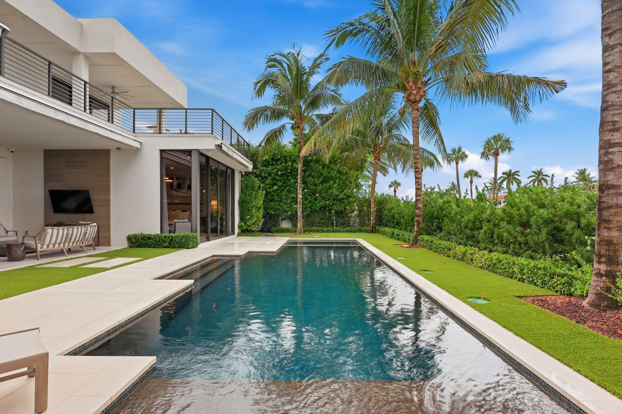 1371 Royal Palm Way Boca Raton, FL 33432