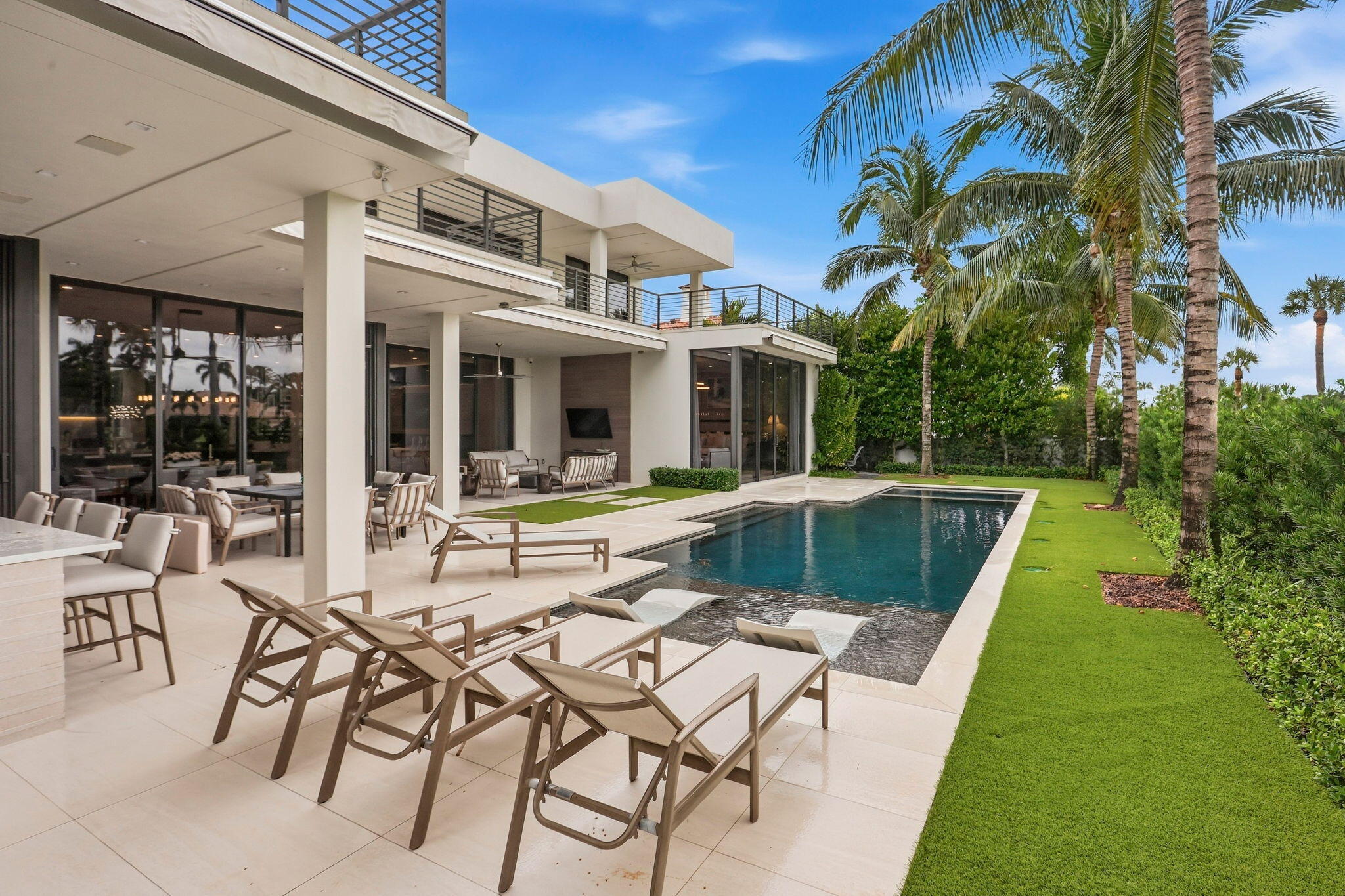 1371 Royal Palm Way Boca Raton, FL 33432