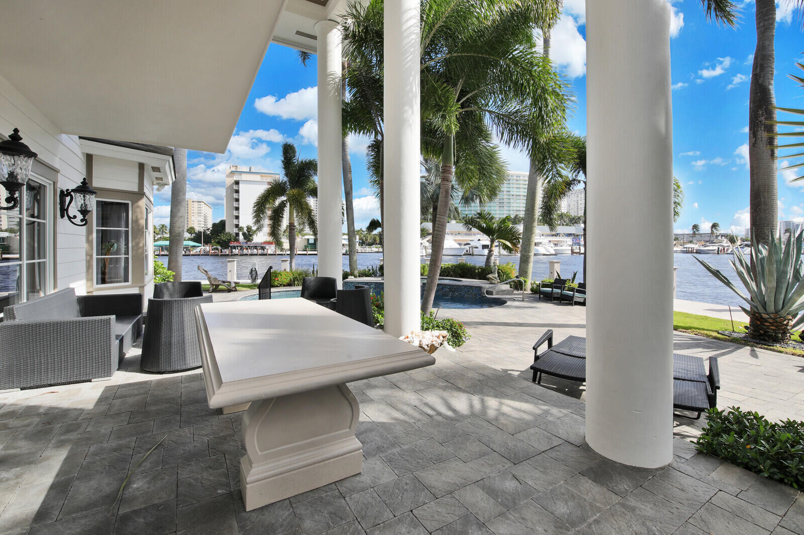 2782 NE 3rd St Pompano Beach, FL 33062