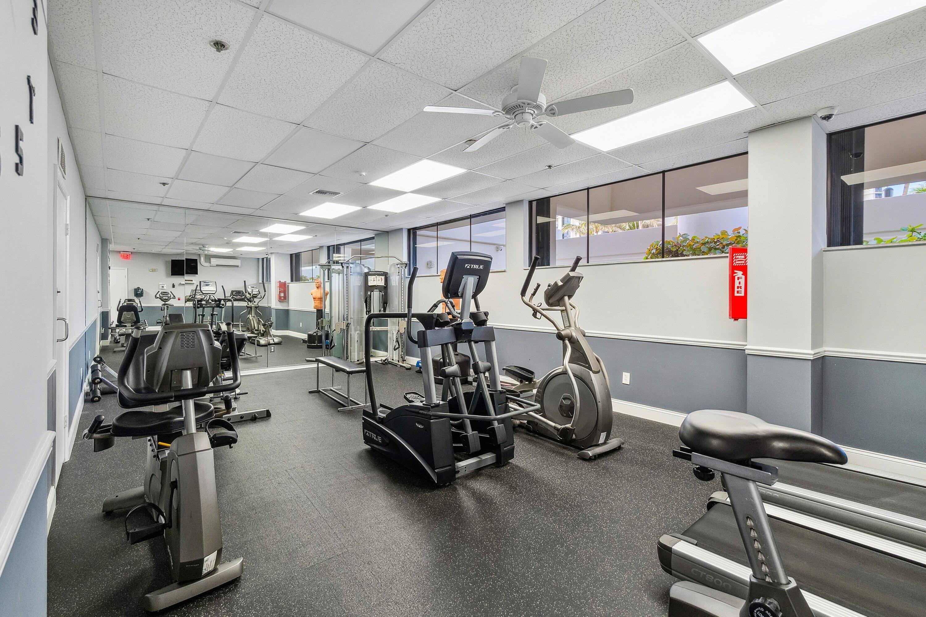 5380 N Ocean Dr #19D Riviera Beach, FL 33404