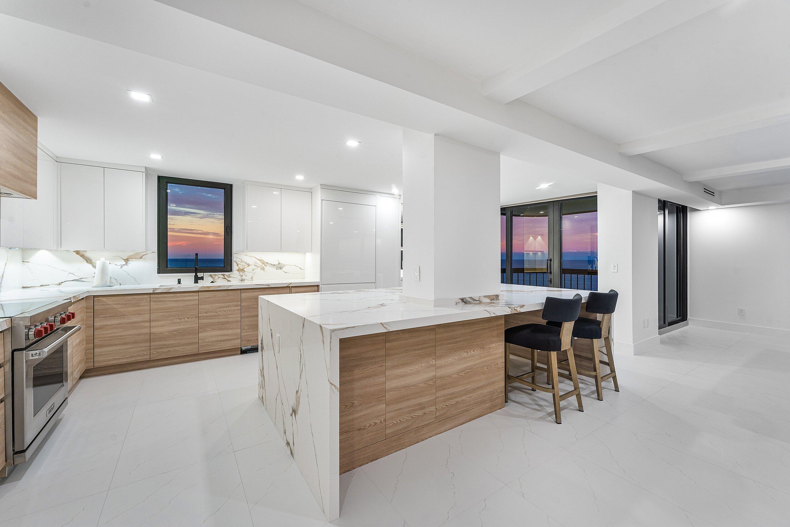 5380 N Ocean Dr #19D Riviera Beach, FL 33404