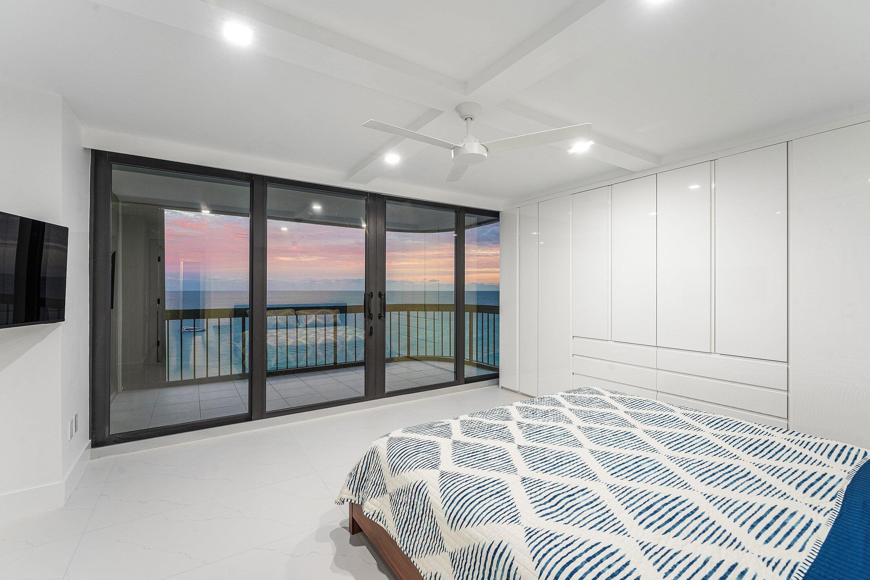 5380 N Ocean Dr #19D Riviera Beach, FL 33404