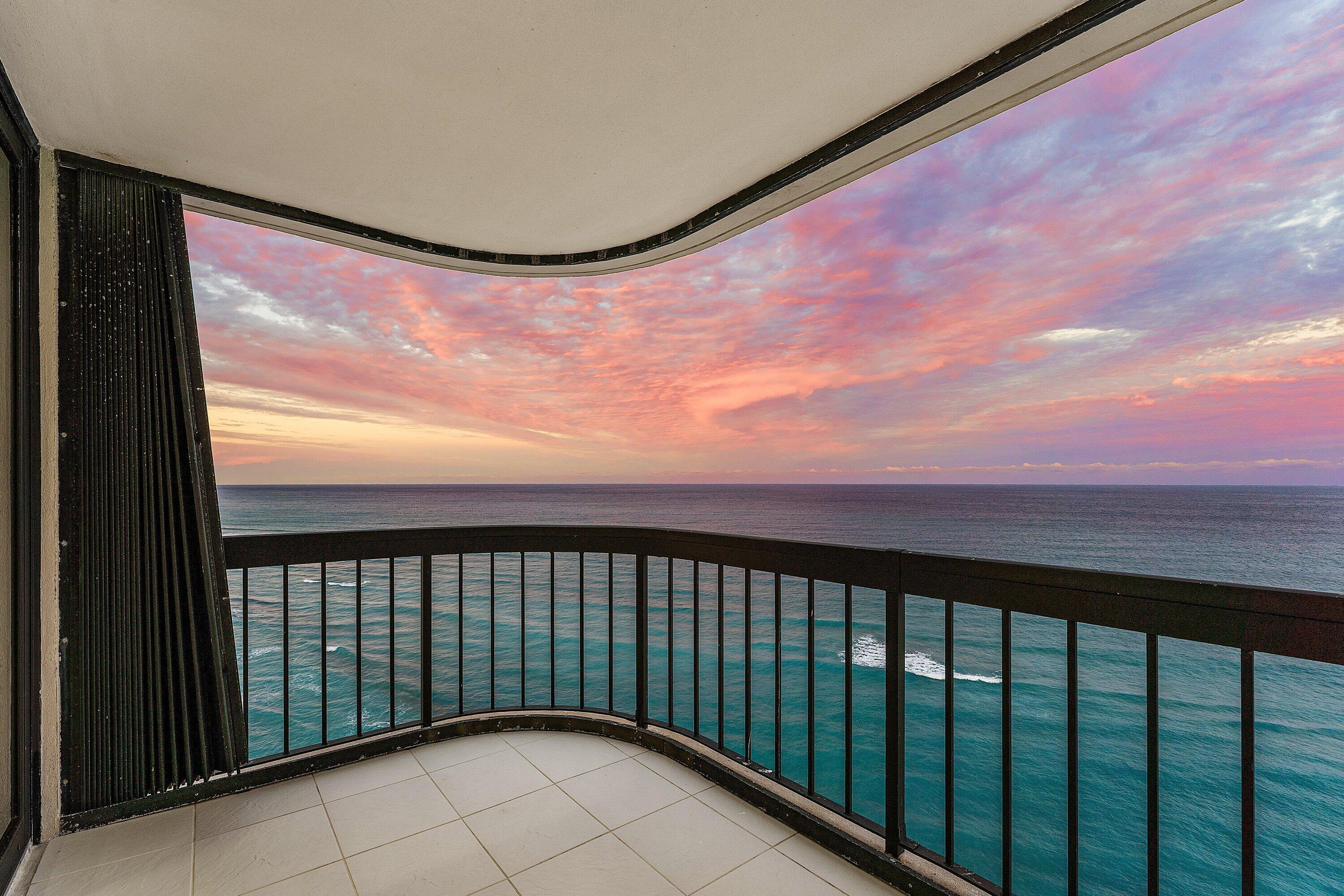 5380 N Ocean Dr #19D Riviera Beach, FL 33404