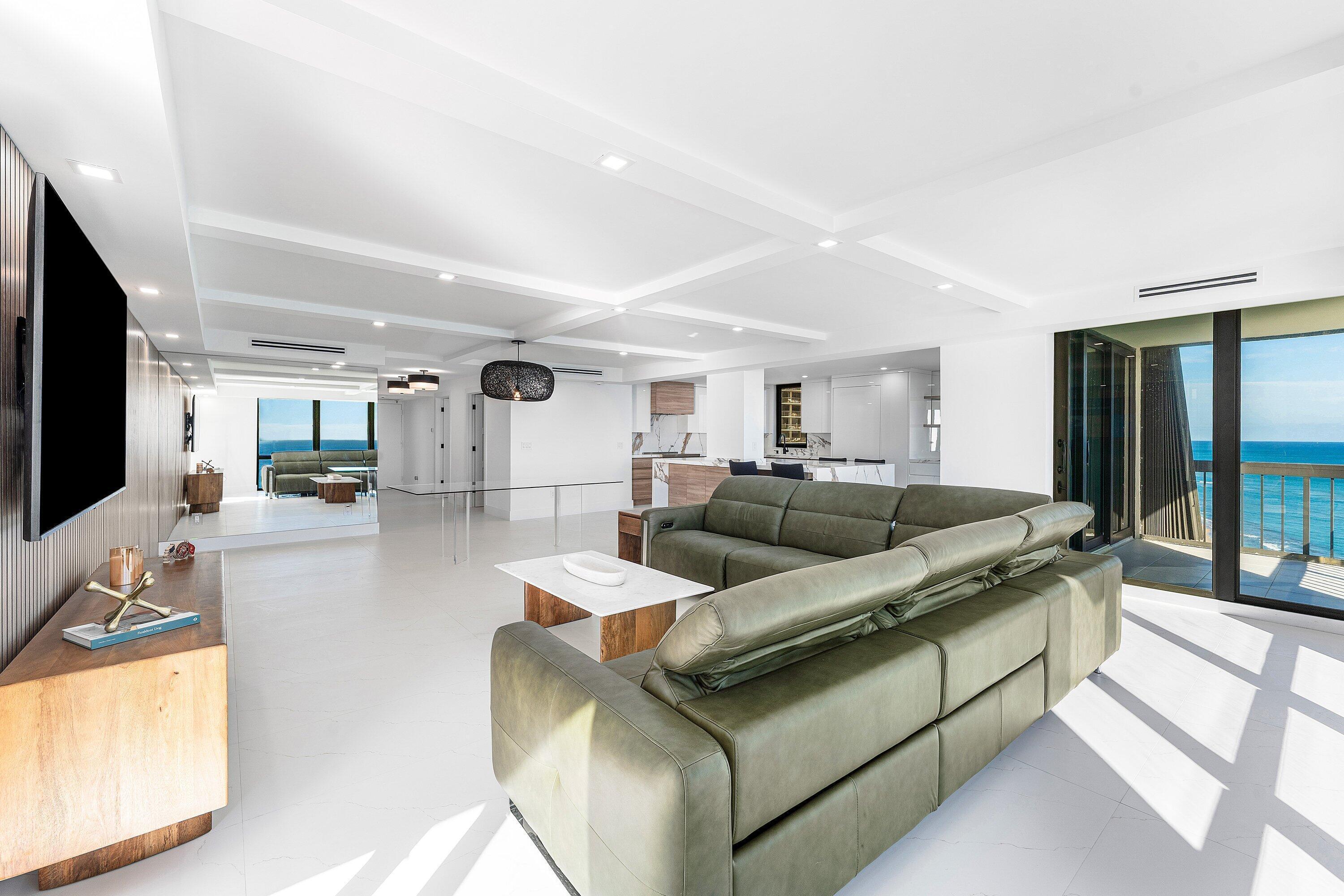 5380 N Ocean Dr #19D Riviera Beach, FL 33404