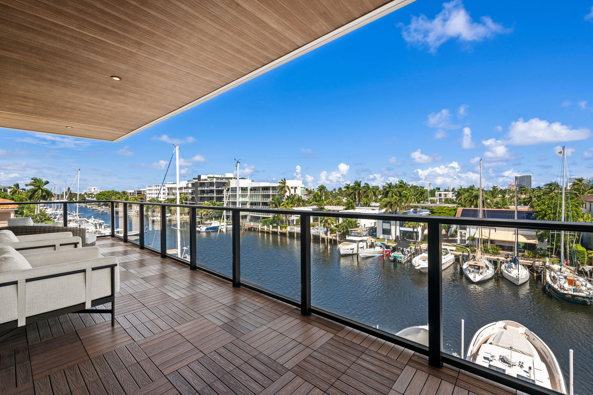 124 Hendricks Isle #PH401 Fort Lauderdale, FL 33301