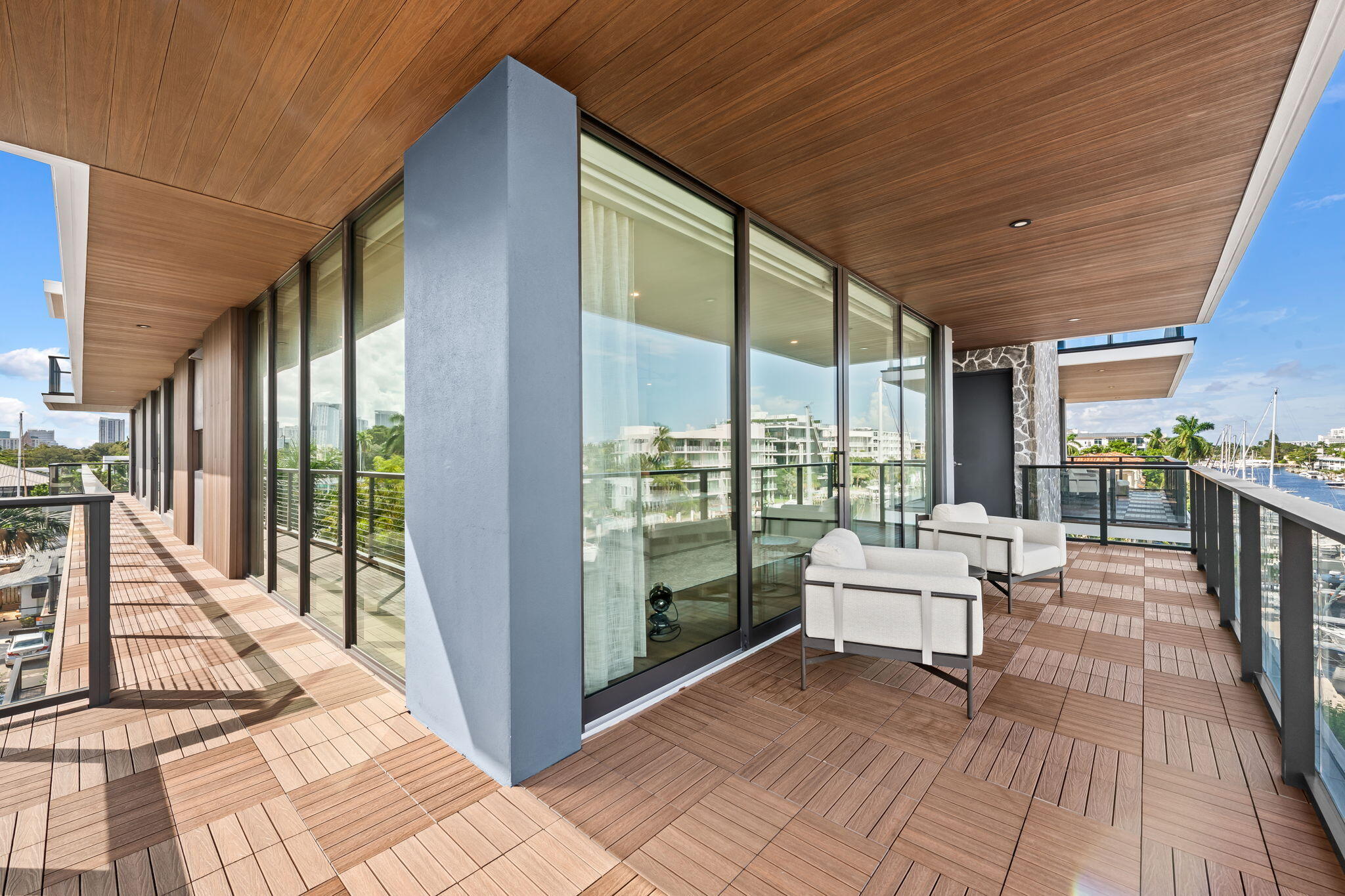124 Hendricks Isle #PH401 Fort Lauderdale, FL 33301