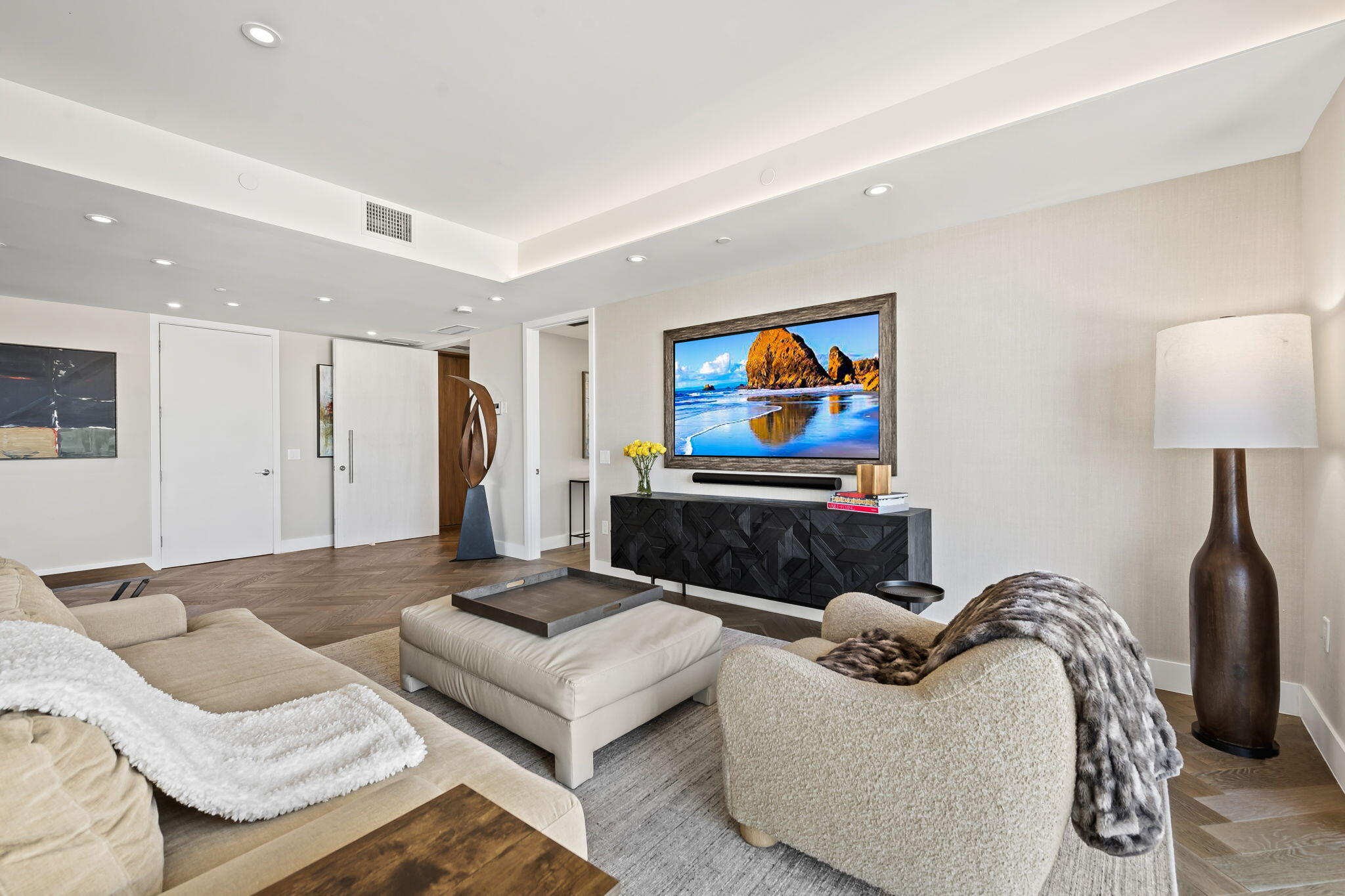 124 Hendricks Isle #PH401 Fort Lauderdale, FL 33301