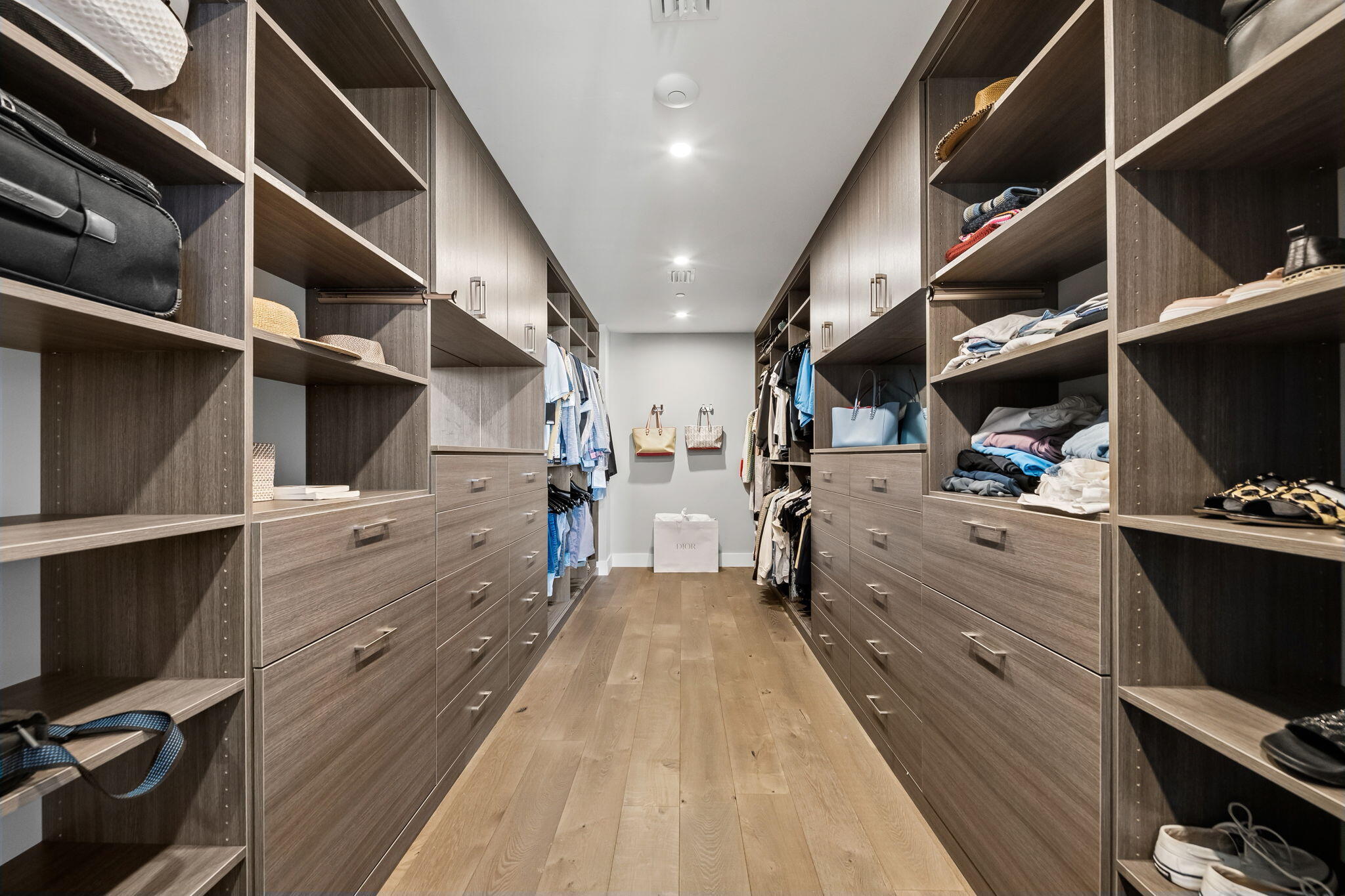 124 Hendricks Isle #PH401 Fort Lauderdale, FL 33301