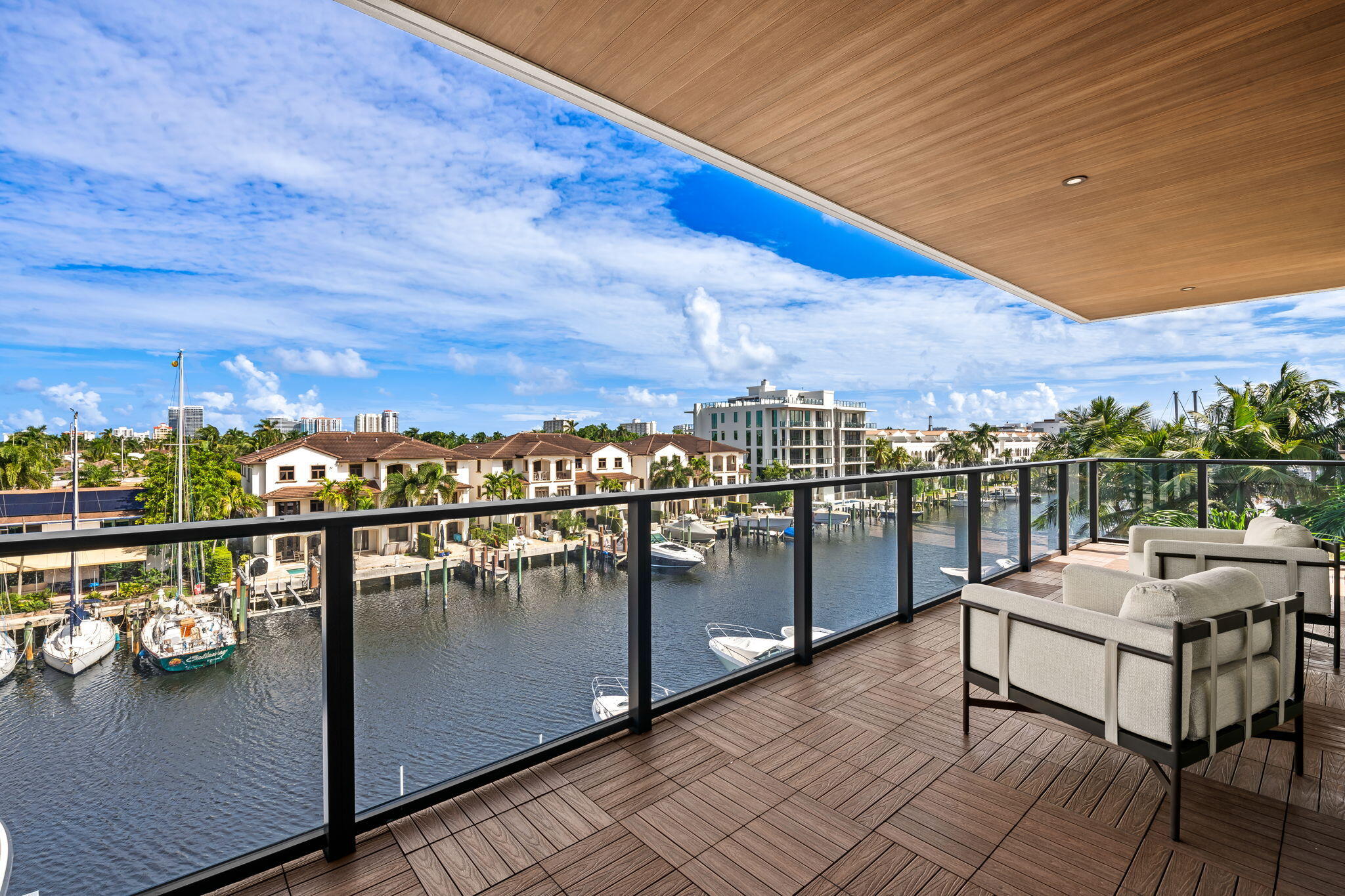 124 Hendricks Isle #PH401 Fort Lauderdale, FL 33301
