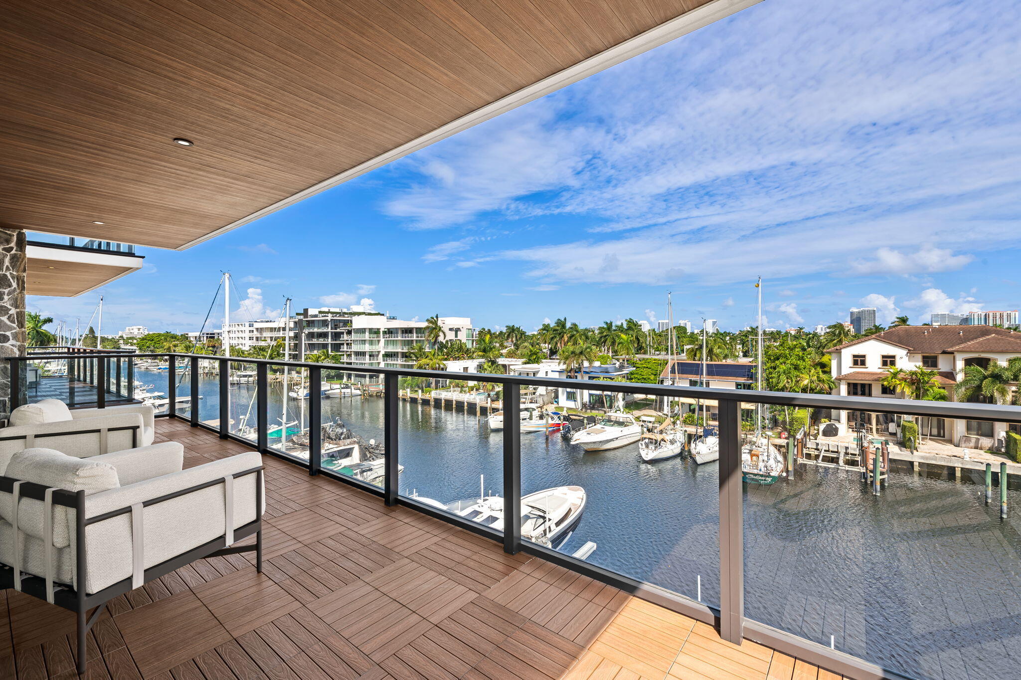 124 Hendricks Isle #PH401 Fort Lauderdale, FL 33301