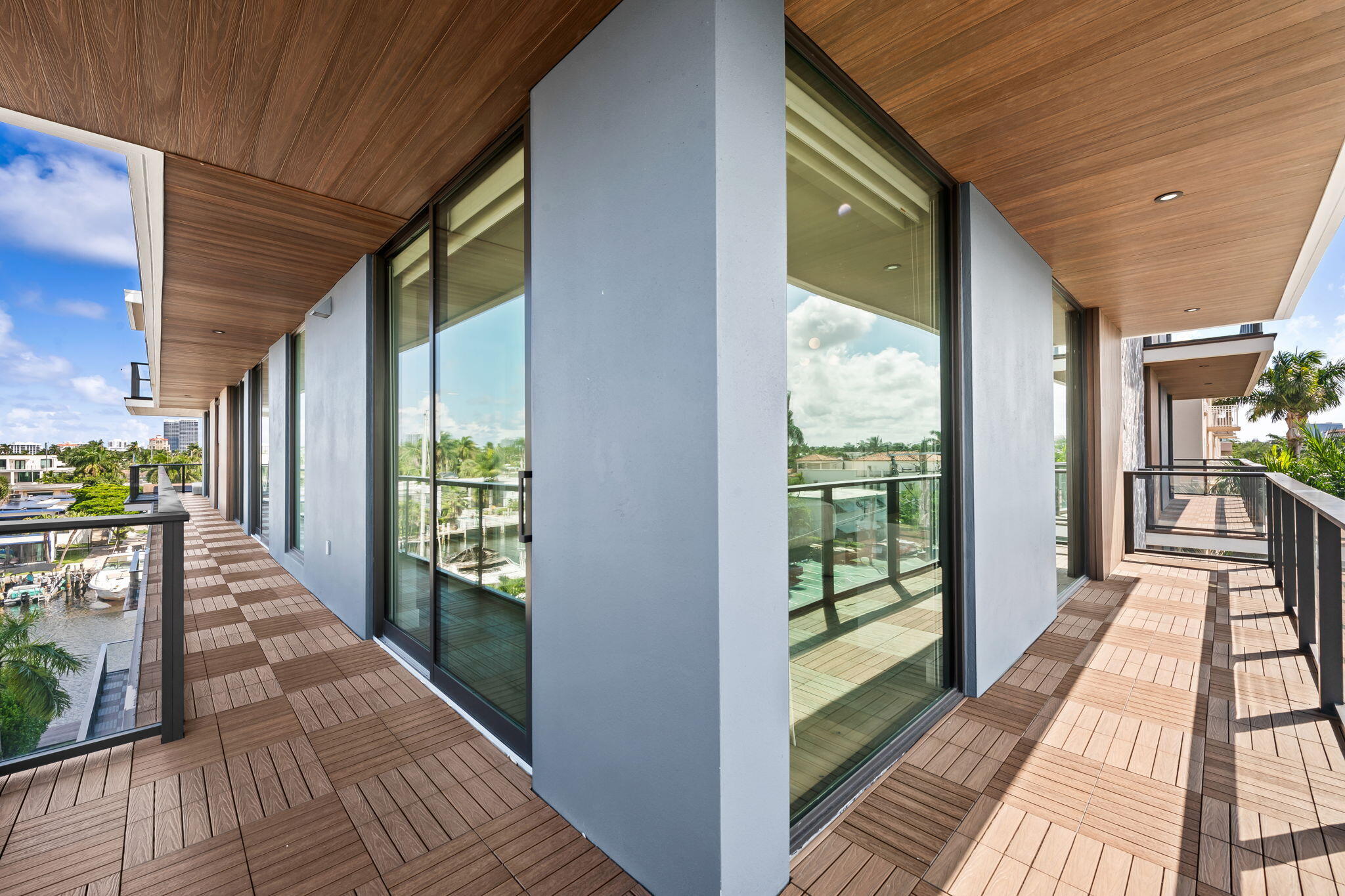 124 Hendricks Isle #PH401 Fort Lauderdale, FL 33301
