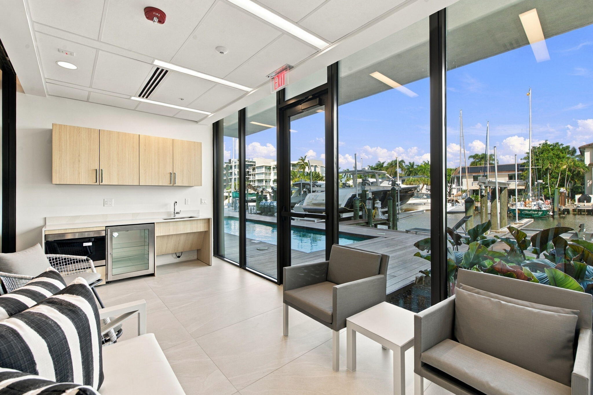 124 Hendricks Isle #PH401 Fort Lauderdale, FL 33301