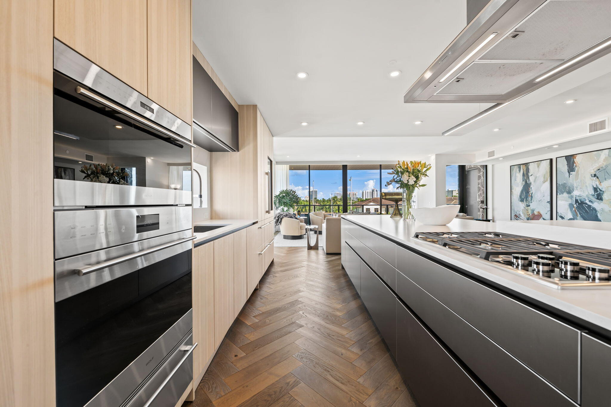 124 Hendricks Isle #PH401 Fort Lauderdale, FL 33301