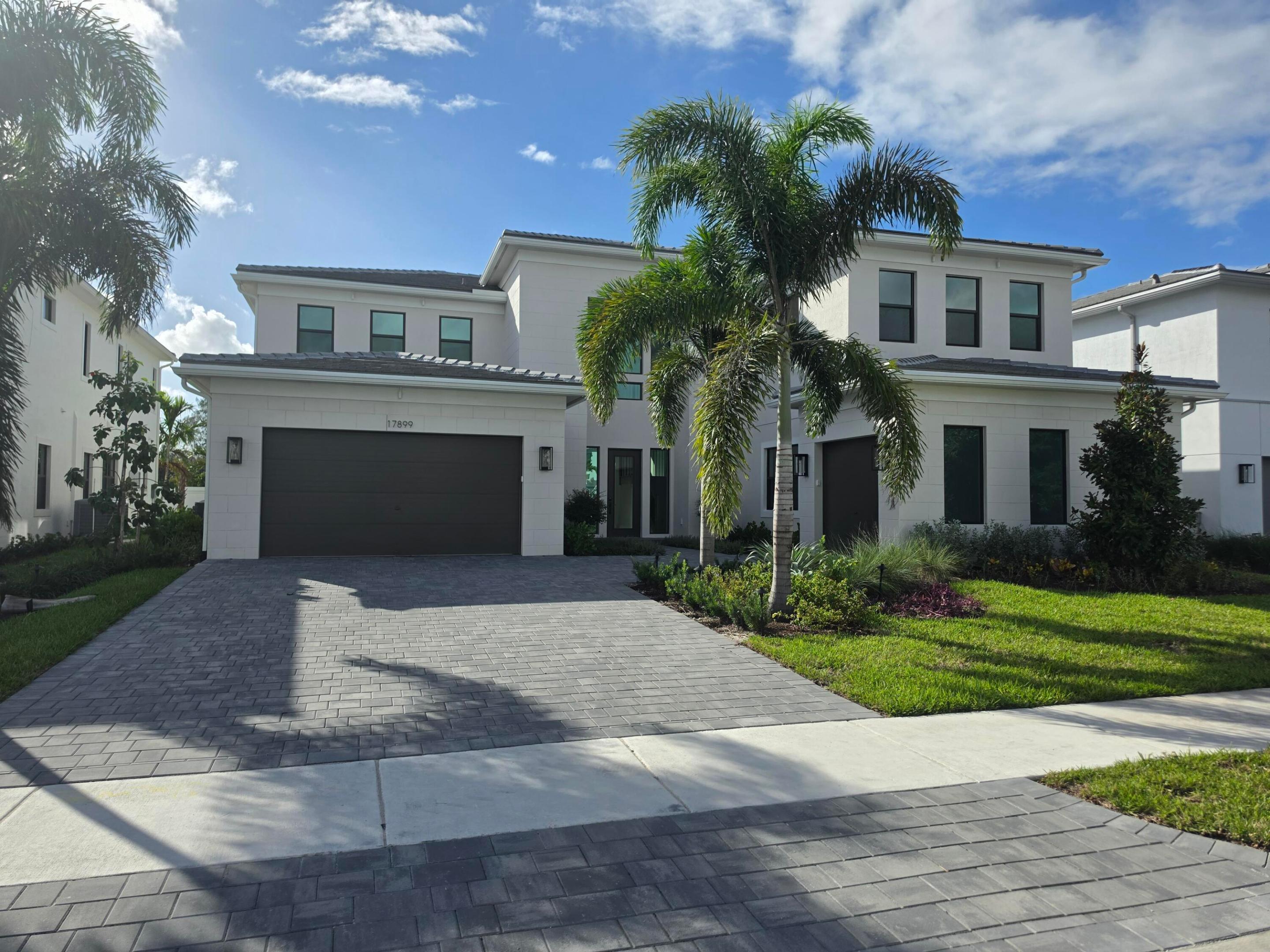 17899 Yafa Ct