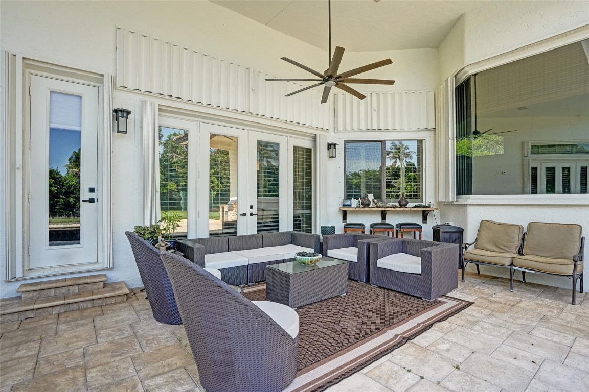 11720 NW 9th St Plantation, FL 33325