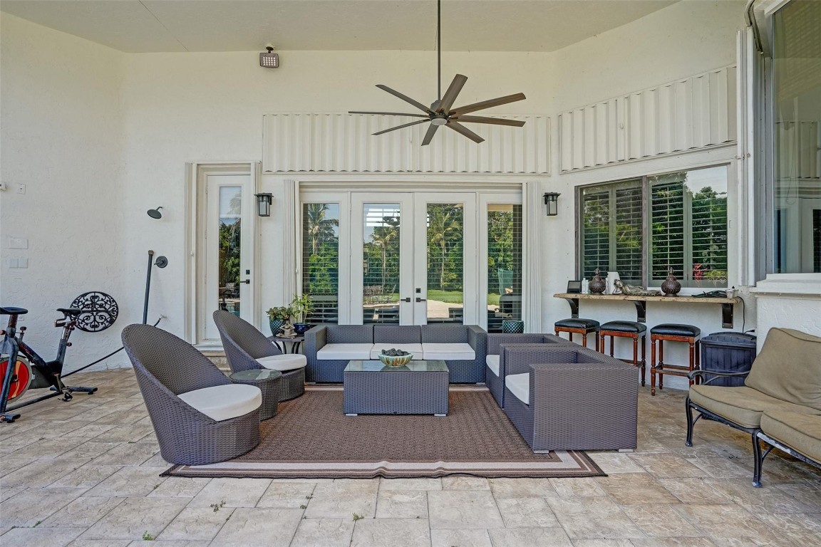 11720 NW 9th St Plantation, FL 33325