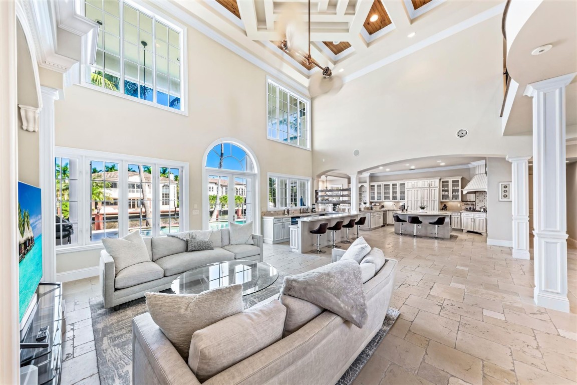 7 Pelican Fort Lauderdale, FL 33301