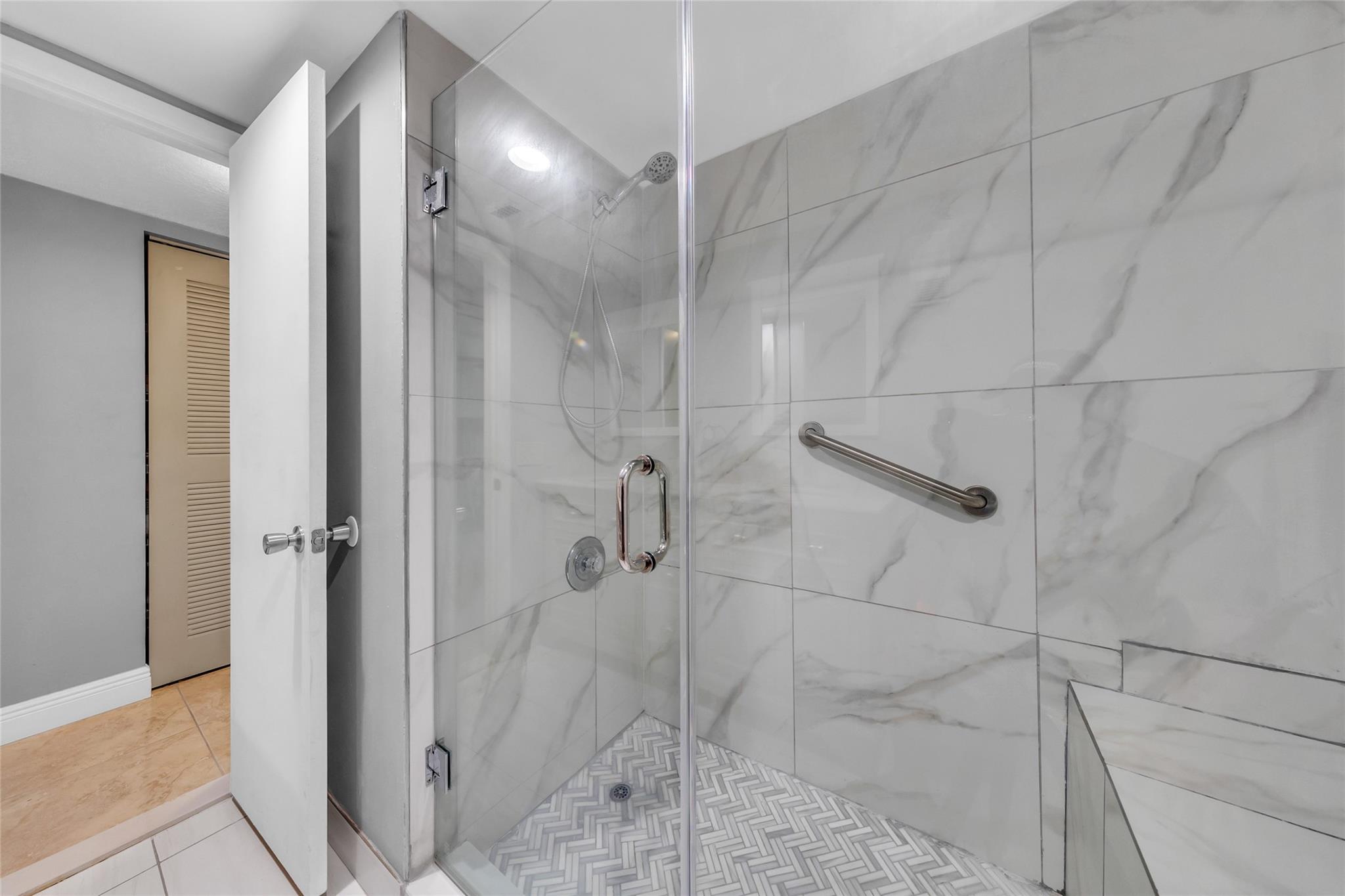 7466 Ashmont Cir #303,Tamarac, FL 33321