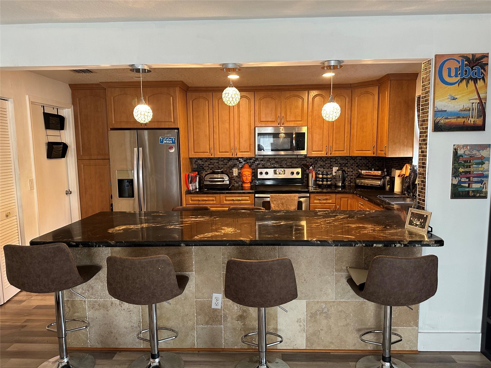 10130 NW 33rd Pl