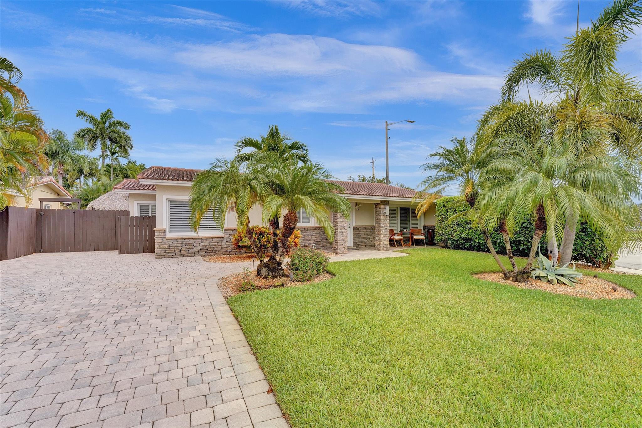 1245 NE 17th Way