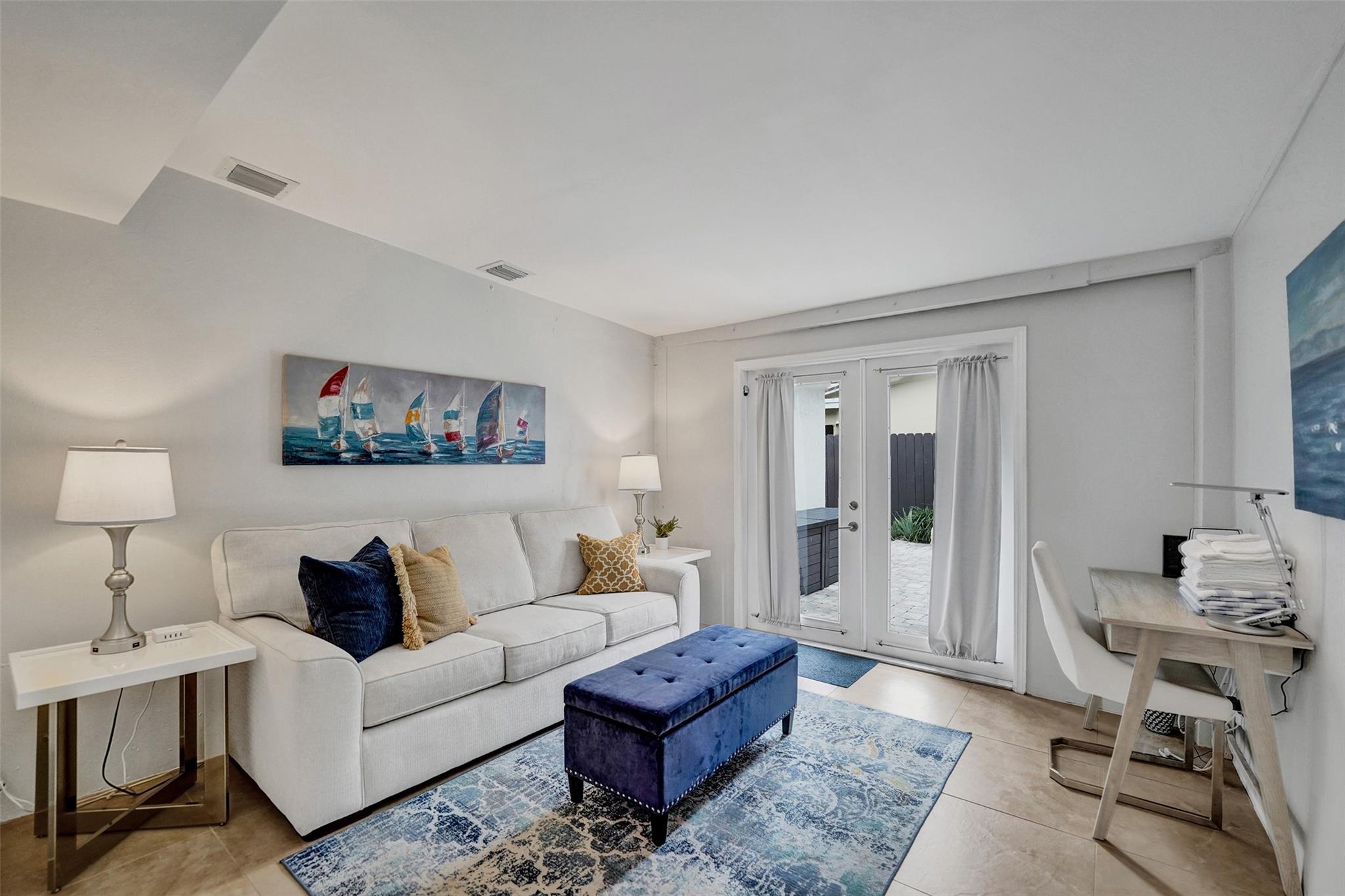 1245 NE 17th Way Fort Lauderdale, FL 33304