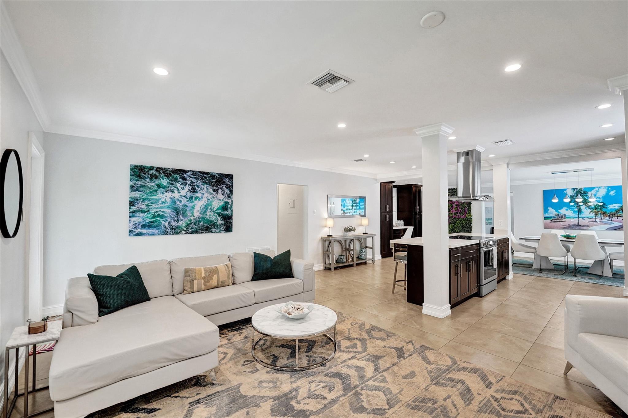 1245 NE 17th Way Fort Lauderdale, FL 33304