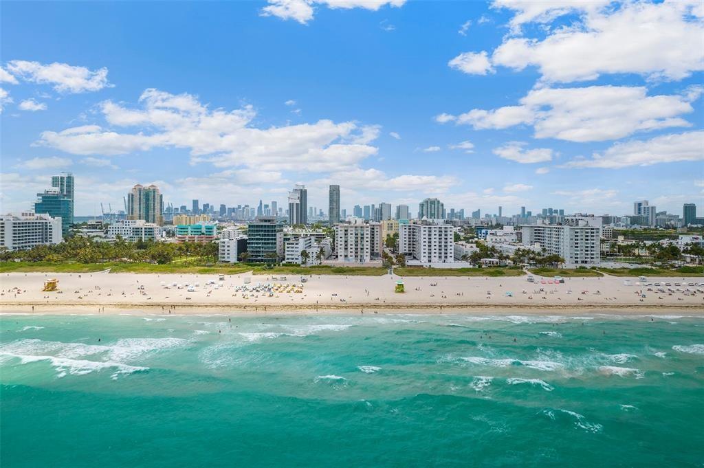 345 Ocean Dr #512