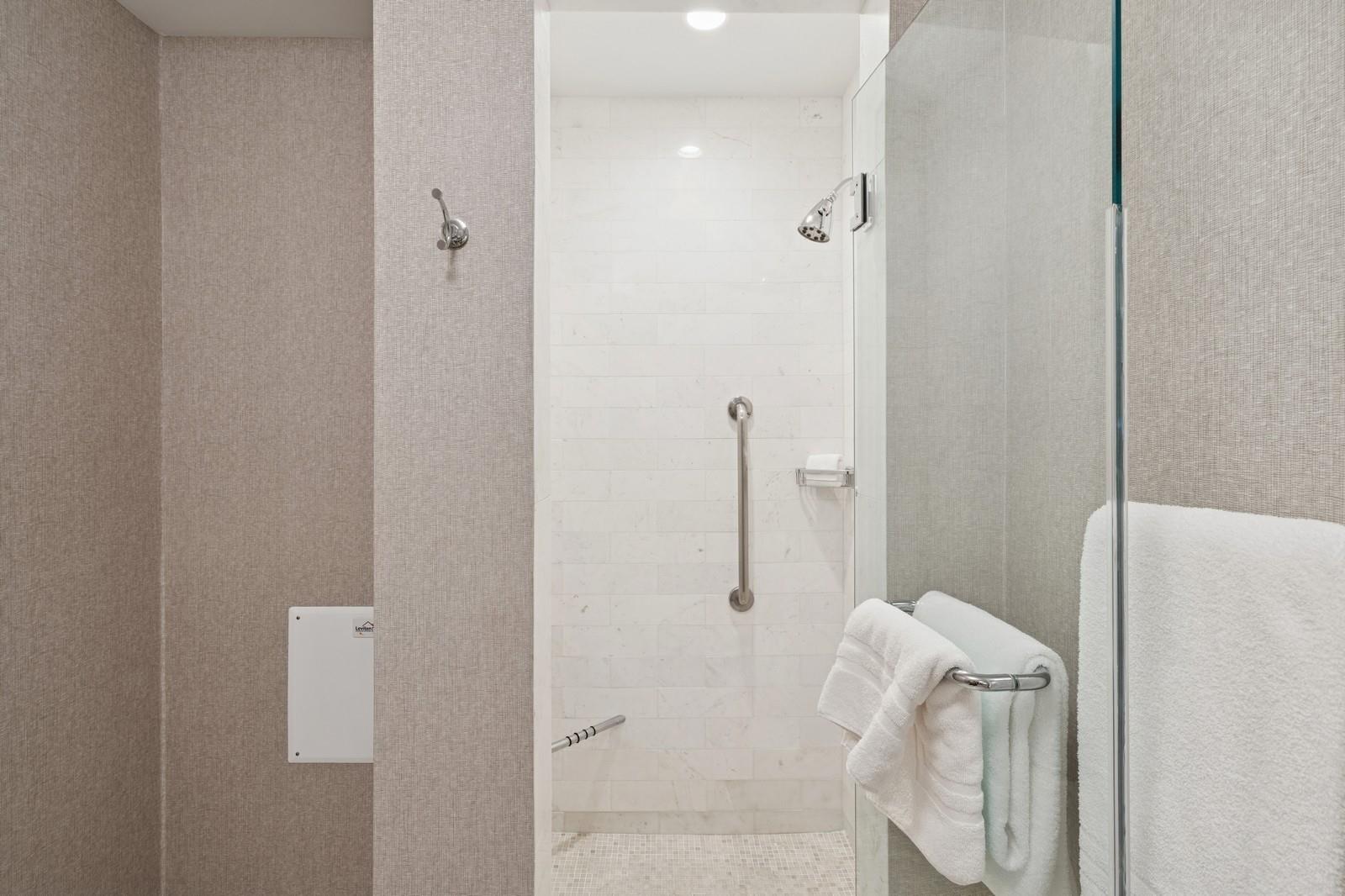 551 N Fort Lauderdale Bch Blvd #R1902 Fort Lauderdale, FL 33304