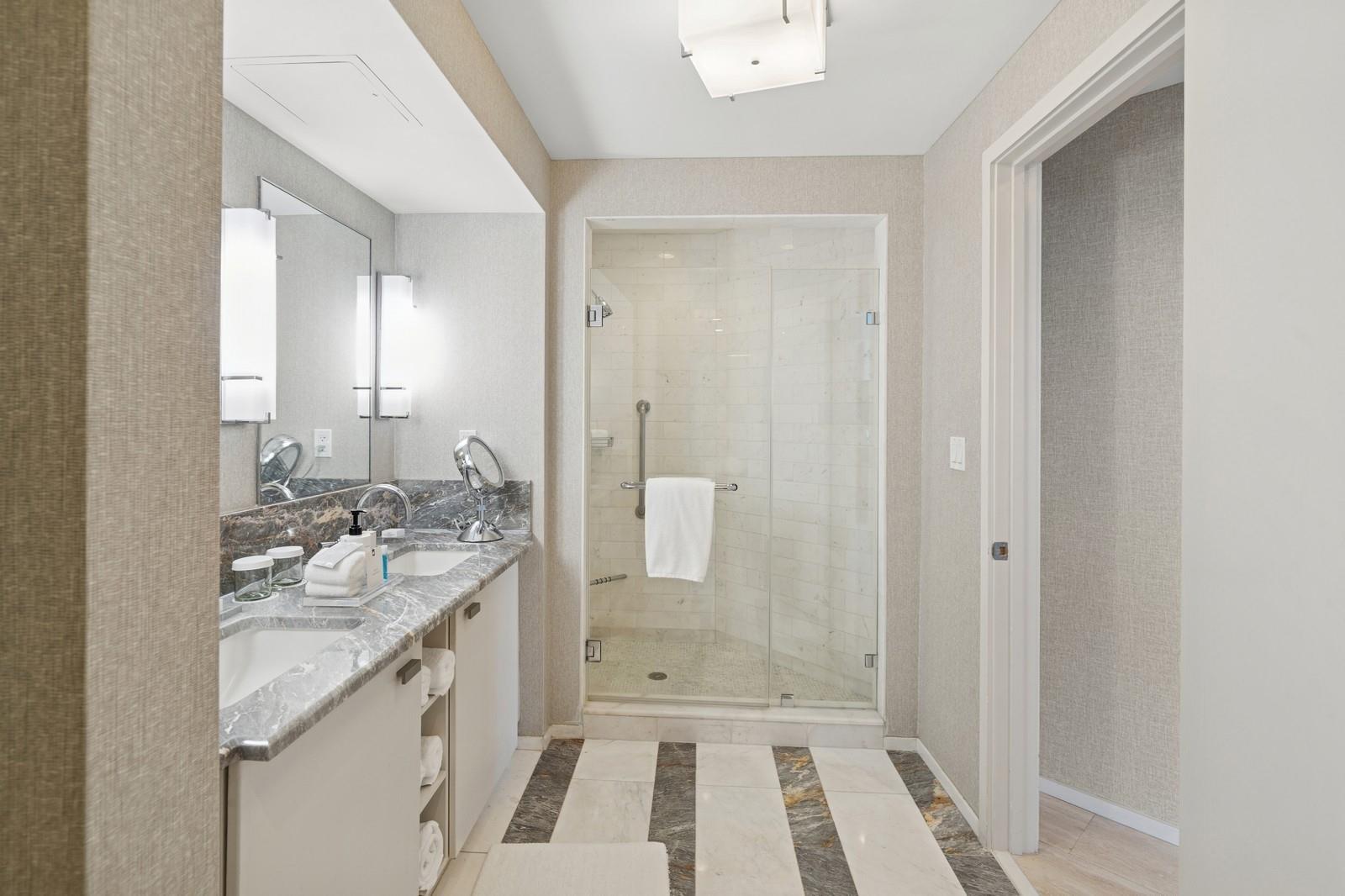 551 N Fort Lauderdale Bch Blvd #R1902 Fort Lauderdale, FL 33304