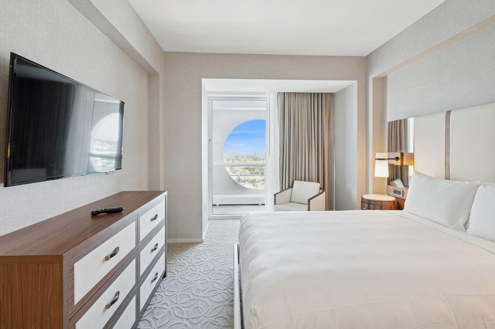 551 N Fort Lauderdale Bch Blvd #R1902 Fort Lauderdale, FL 33304