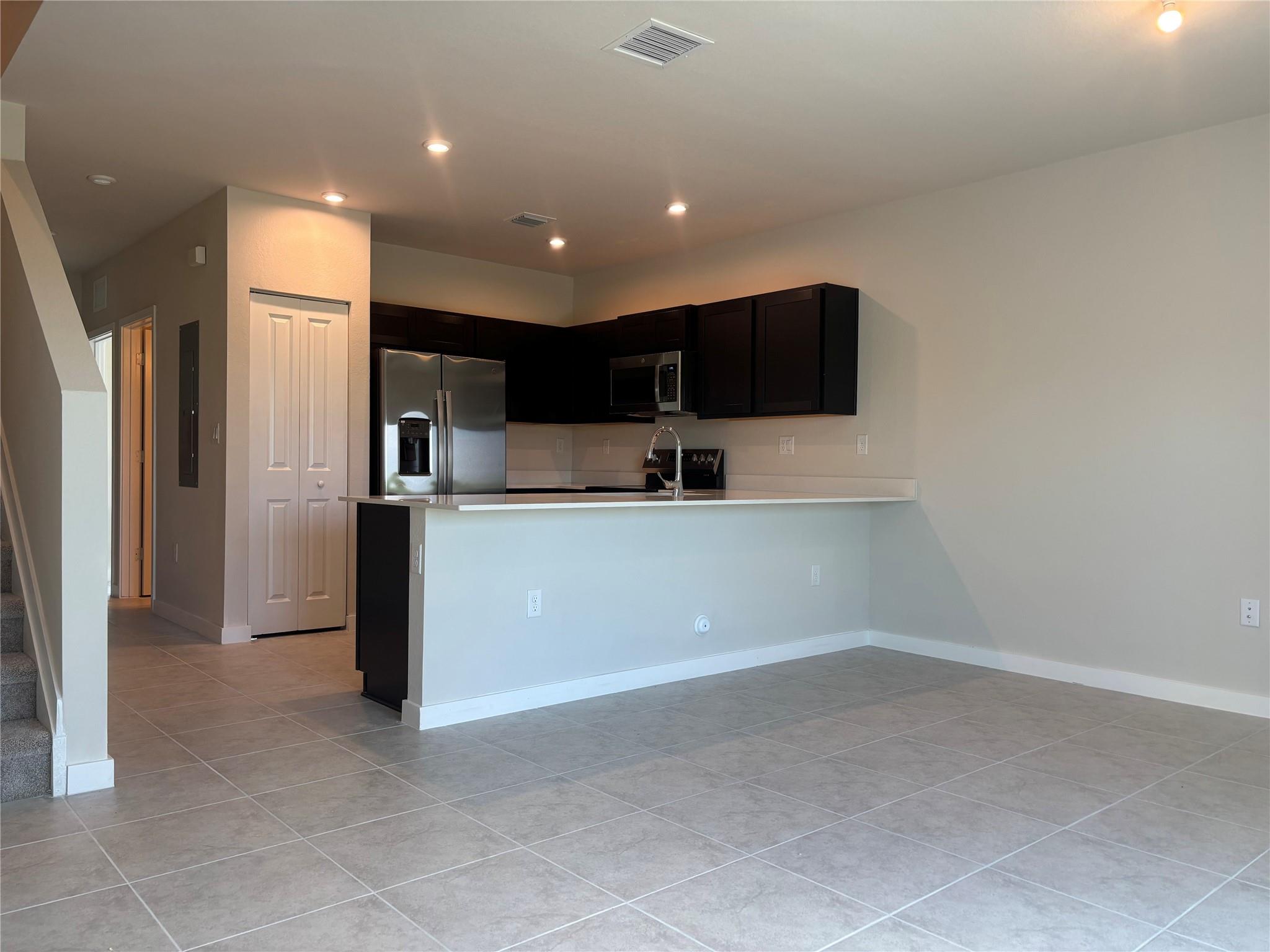 1022 Nw 6th Ter