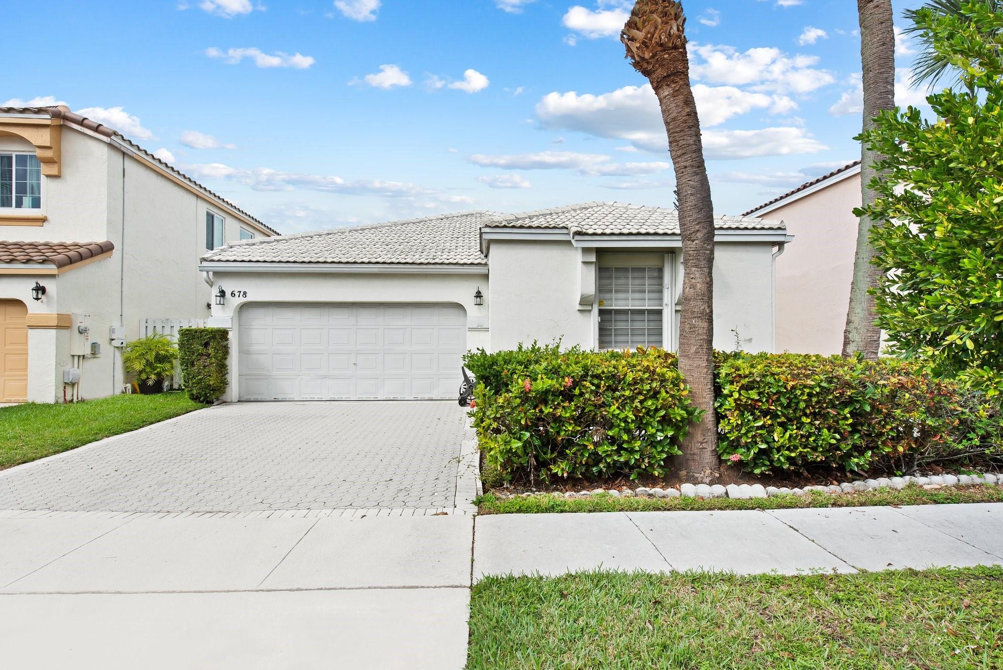 678 NW 155th Ter