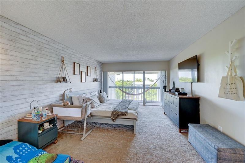 731 N Pine Is Rd #404