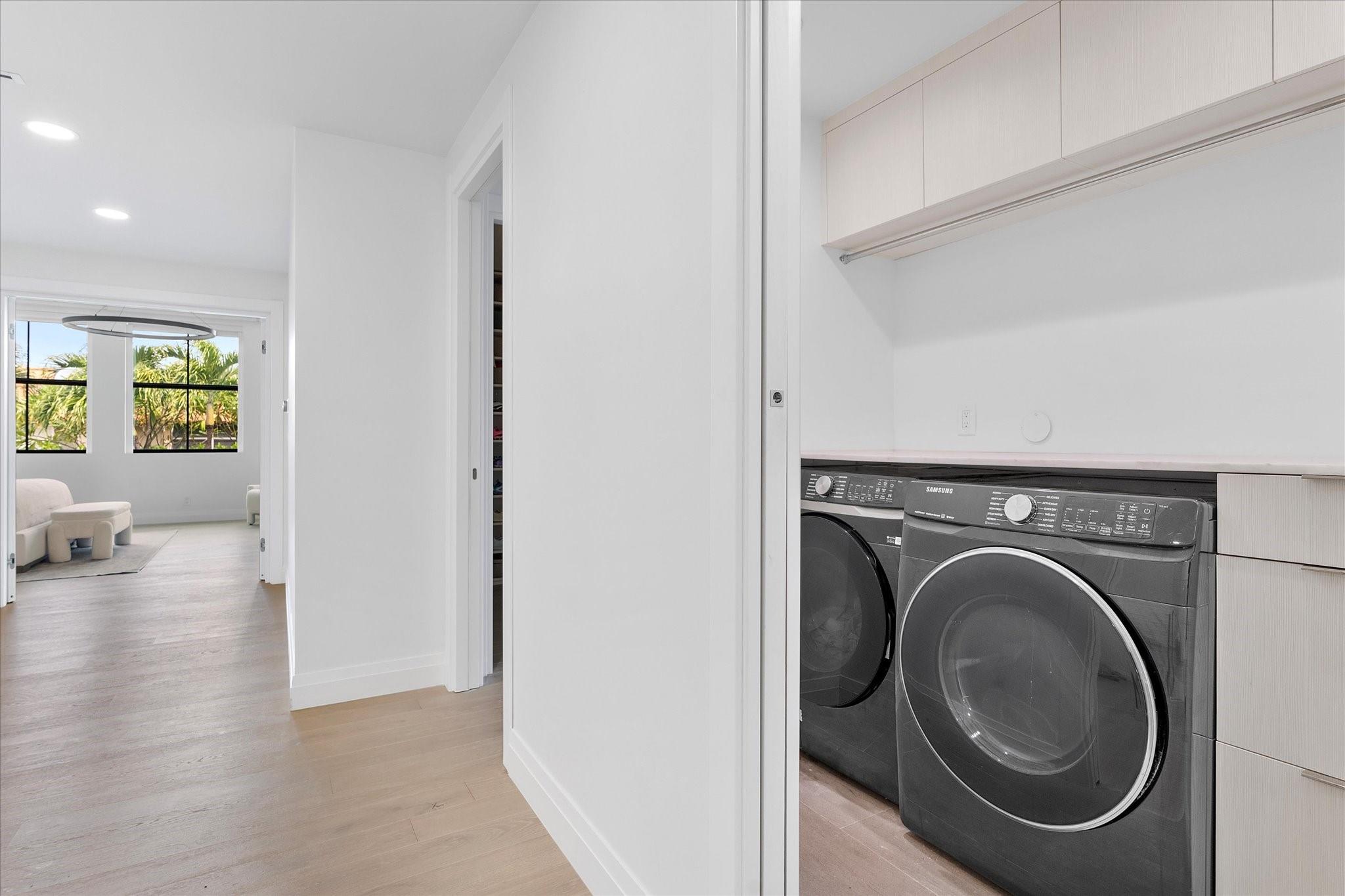 9 Tahoe Ln Sea Ranch Lakes, FL 33308