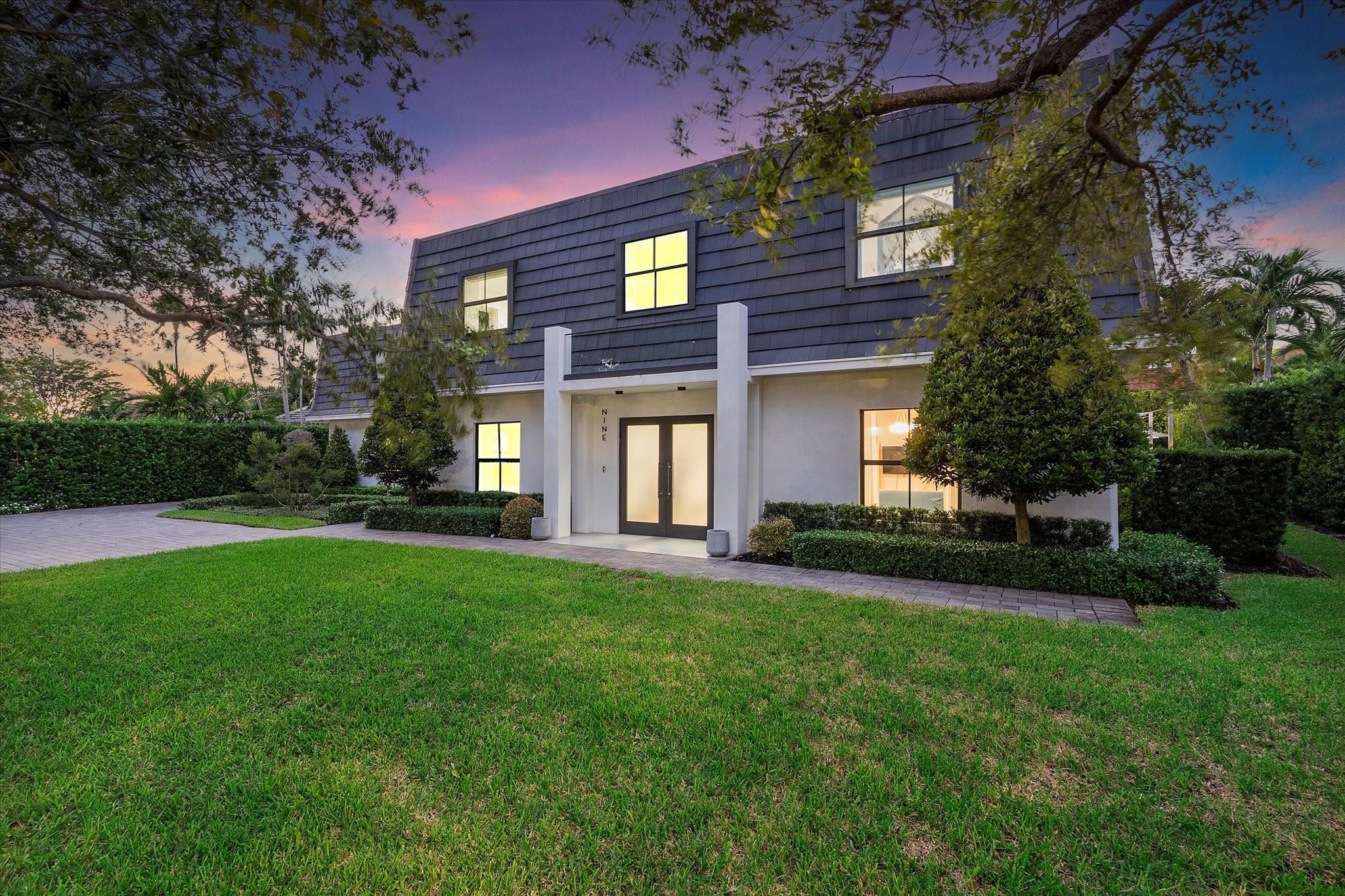 9 Tahoe Ln Sea Ranch Lakes, FL 33308