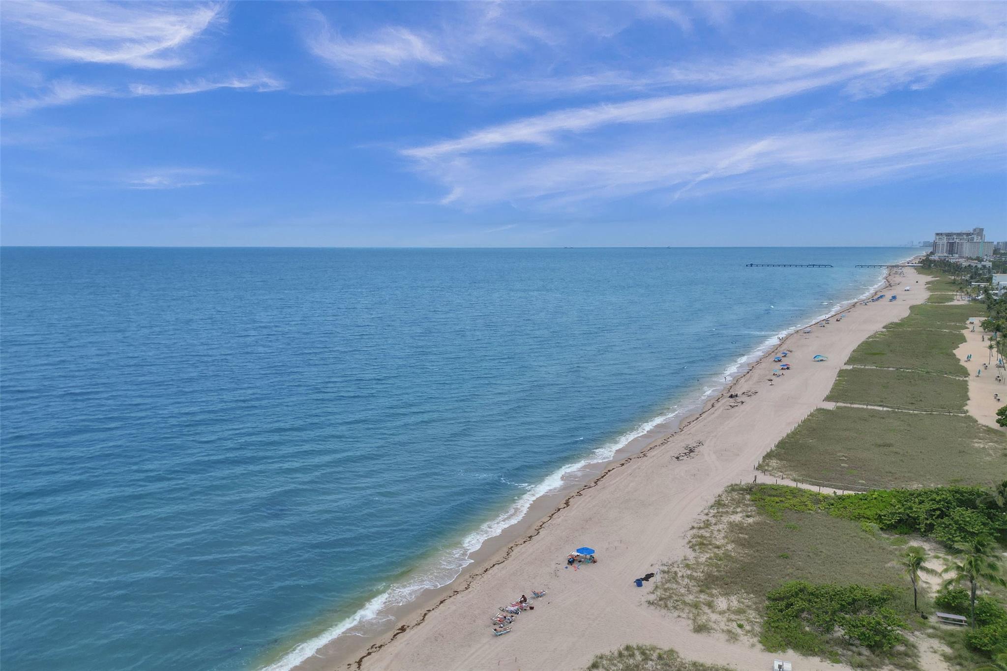 9 Tahoe Ln Sea Ranch Lakes, FL 33308