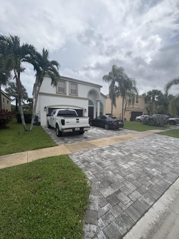 2761 Misty Oaks Cir Royal Palm Beach, FL 33411