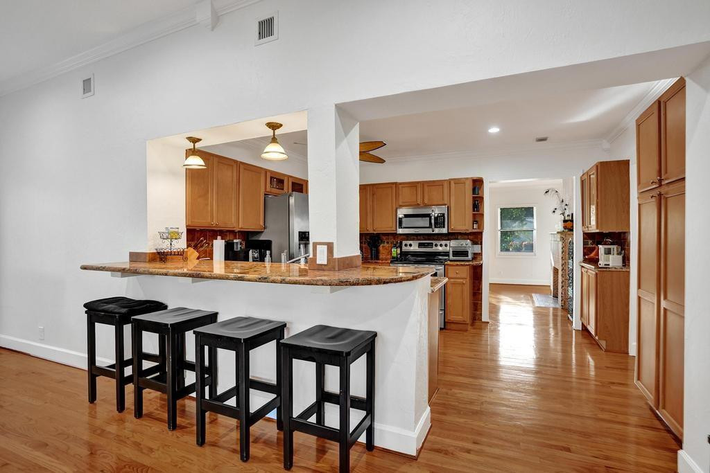 408 NE 9th Ave Fort Lauderdale, FL 33301