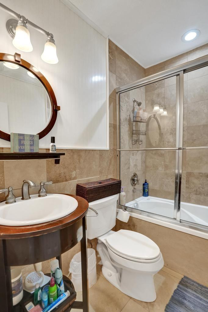 408 NE 9th Ave Fort Lauderdale, FL 33301