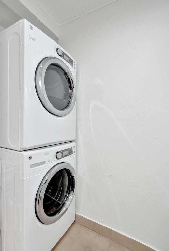 408 NE 9th Ave Fort Lauderdale, FL 33301