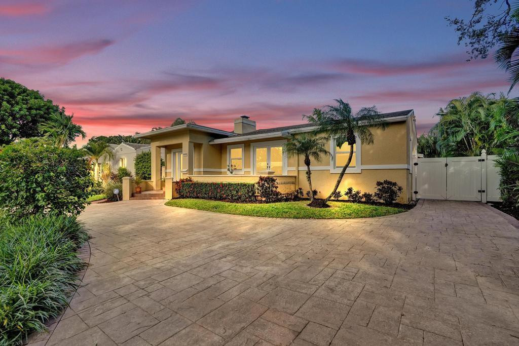 408 NE 9th Ave Fort Lauderdale, FL 33301