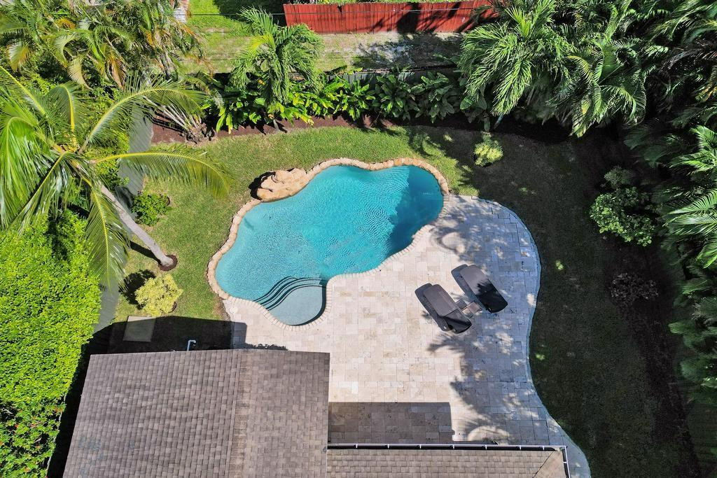 408 NE 9th Ave Fort Lauderdale, FL 33301