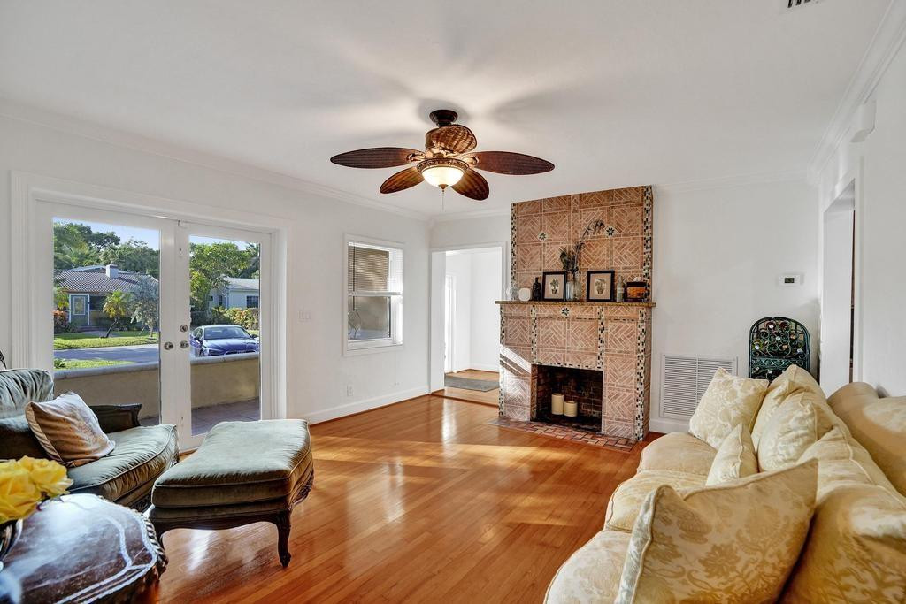 408 NE 9th Ave Fort Lauderdale, FL 33301