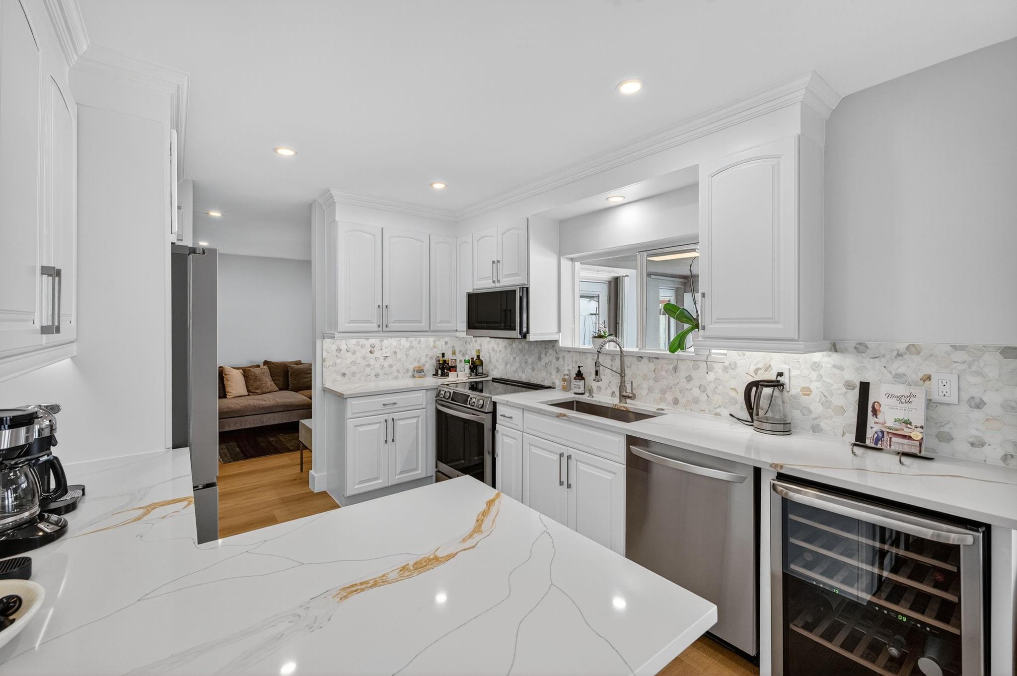 5950 NE 28th Ave Fort Lauderdale, FL 33308