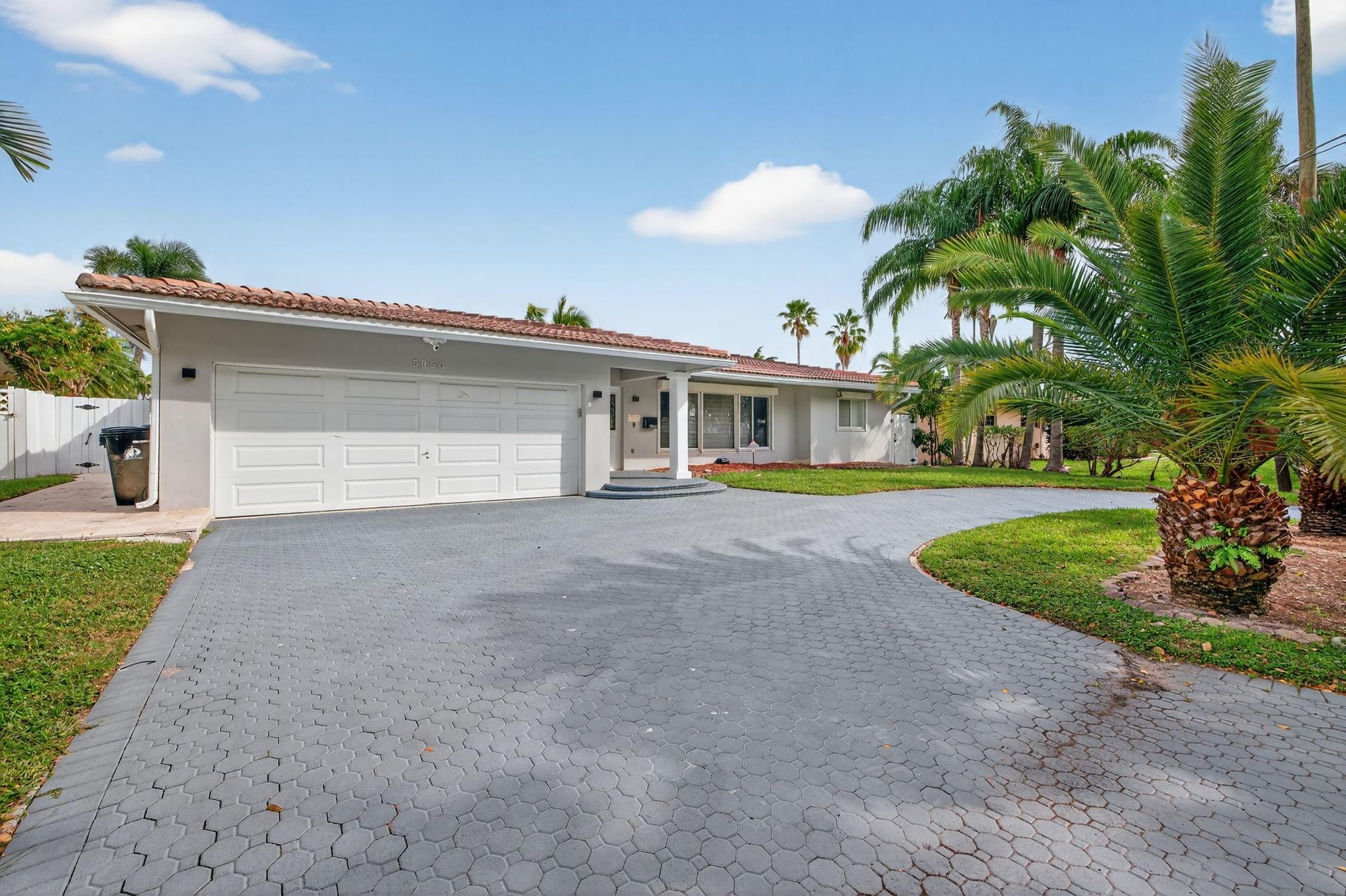 5950 NE 28th Ave Fort Lauderdale, FL 33308