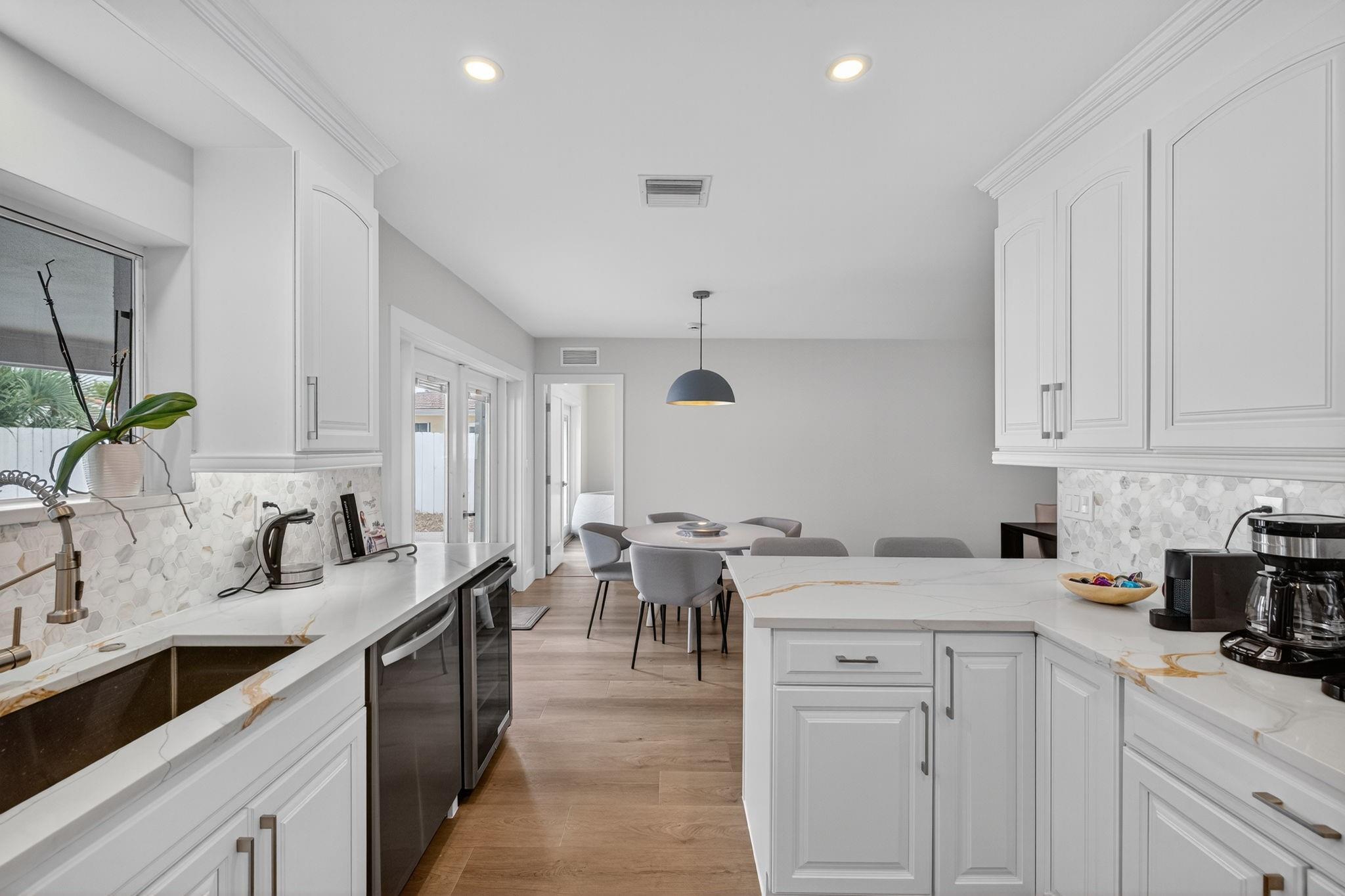 5950 NE 28th Ave Fort Lauderdale, FL 33308