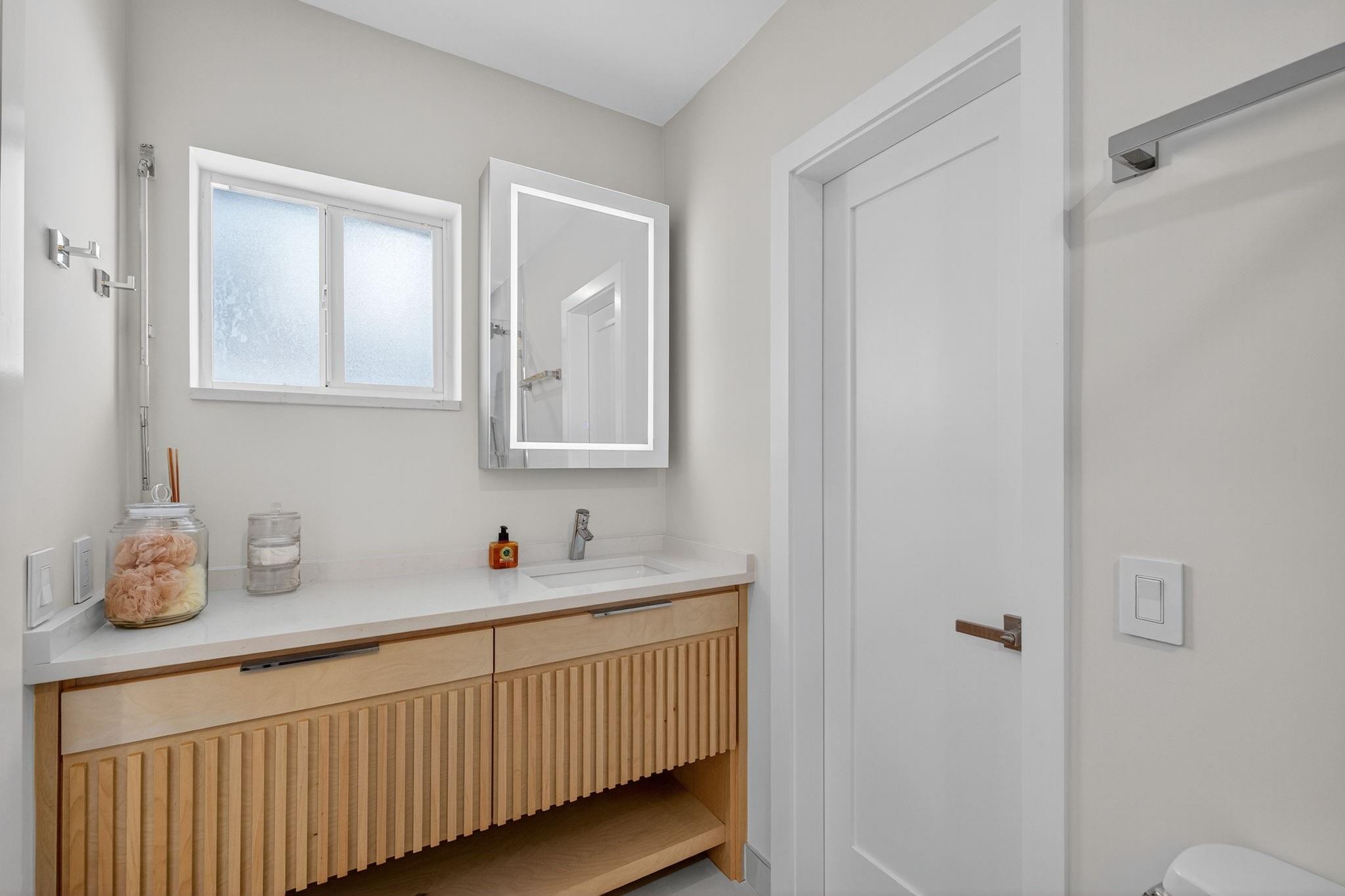 5950 NE 28th Ave Fort Lauderdale, FL 33308