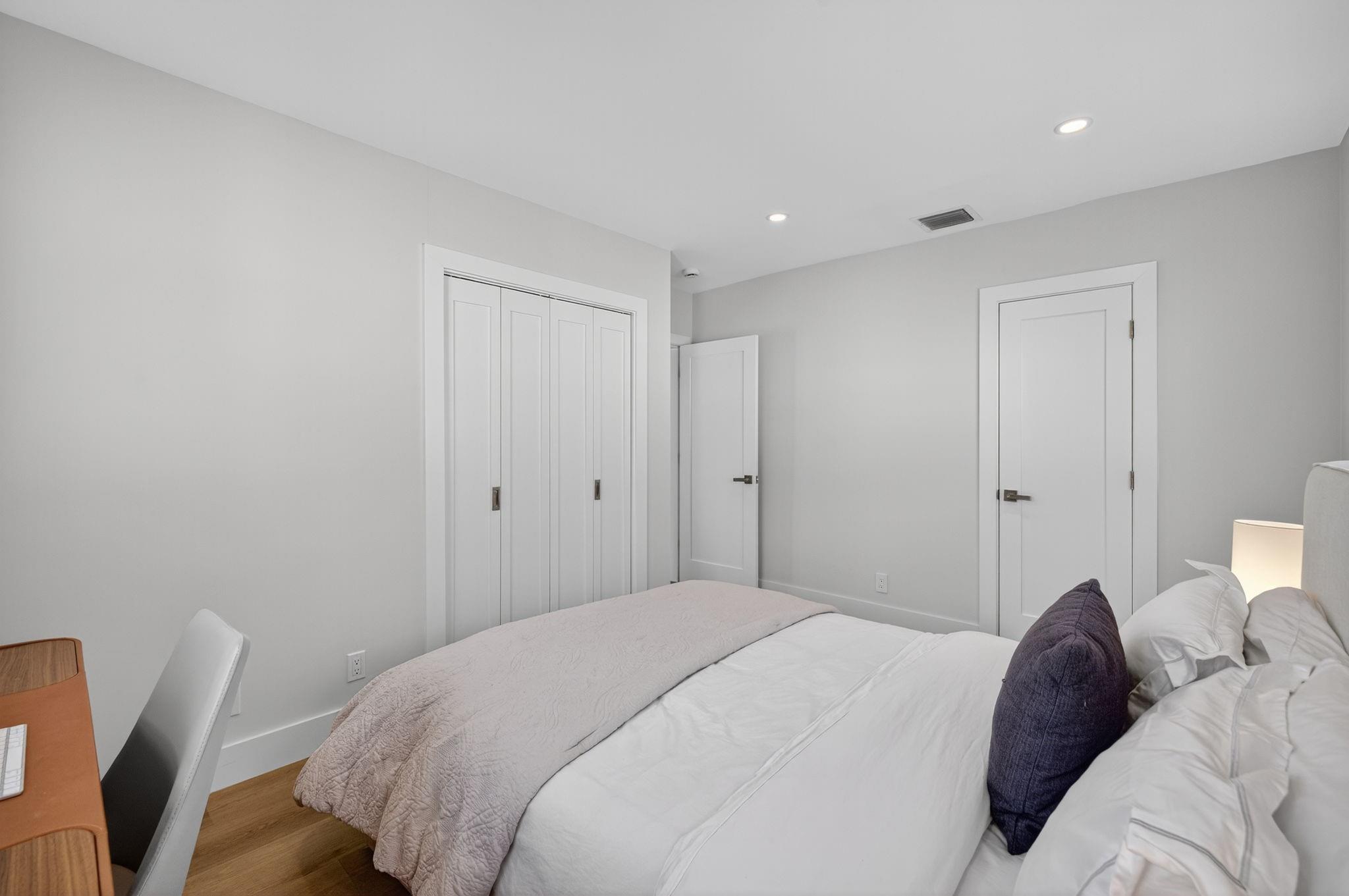 5950 NE 28th Ave Fort Lauderdale, FL 33308